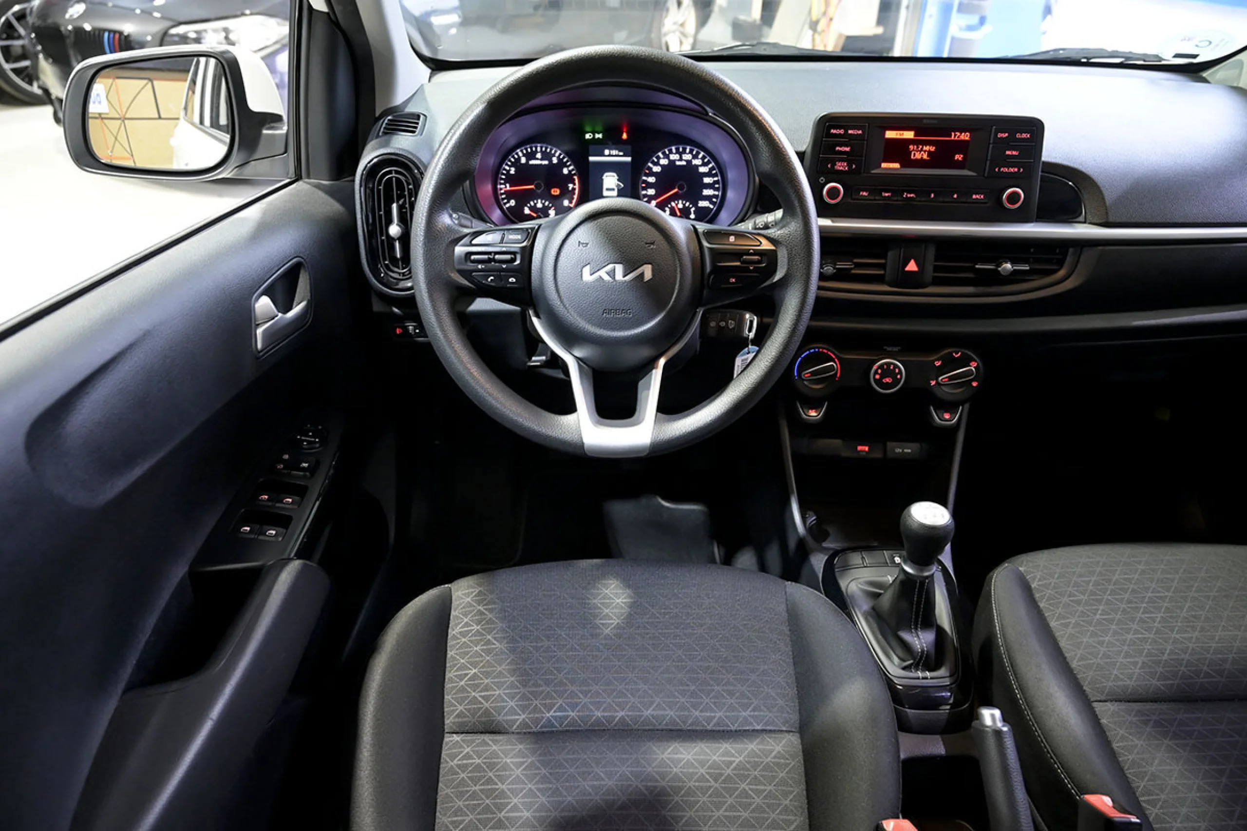 Kia Picanto 1.0 DPi 49kW 67CV Concept Pack Comfort - Foto 30