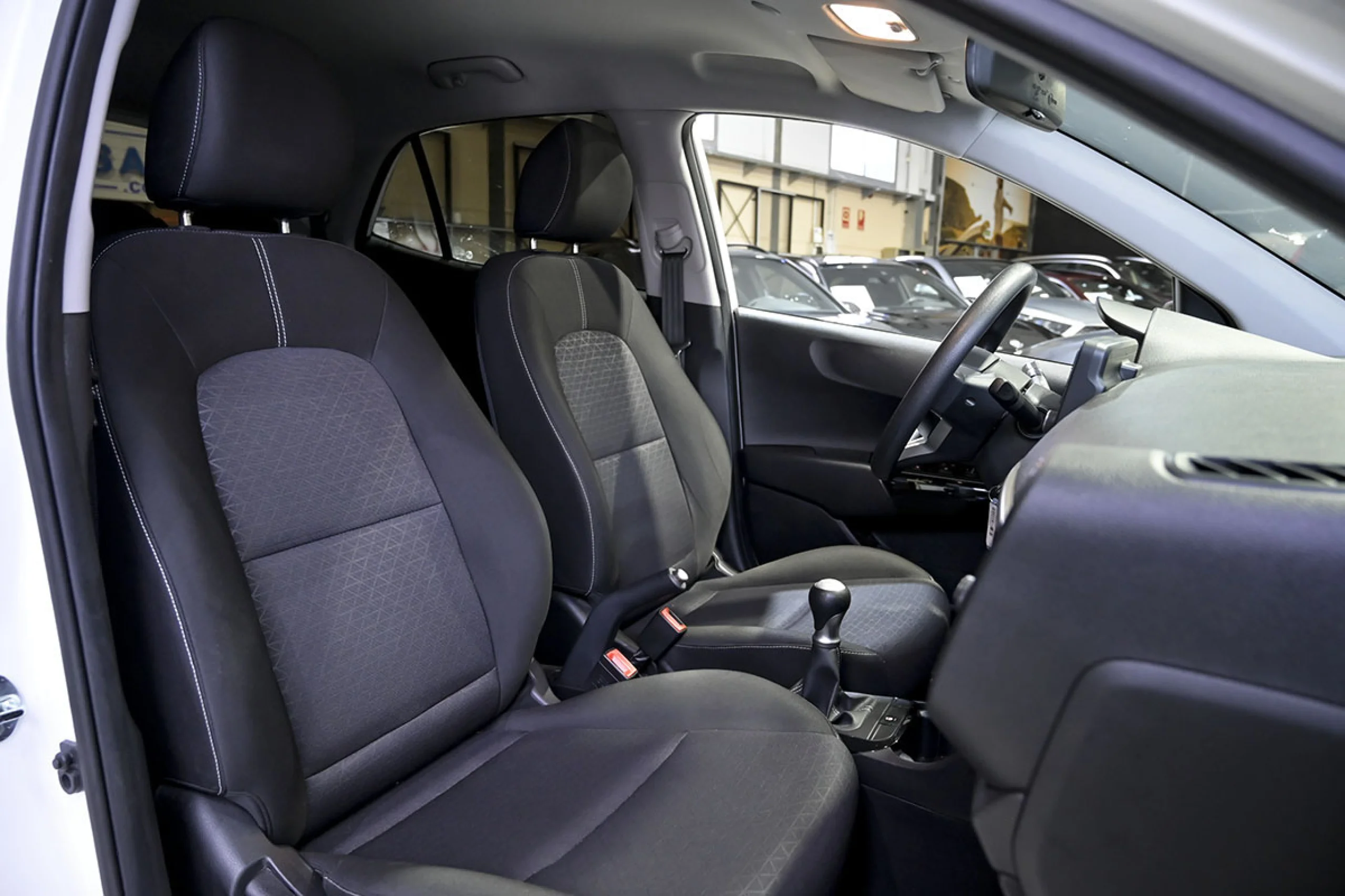 Kia Picanto 1.0 DPi 49kW 67CV Concept Pack Comfort - Foto 31