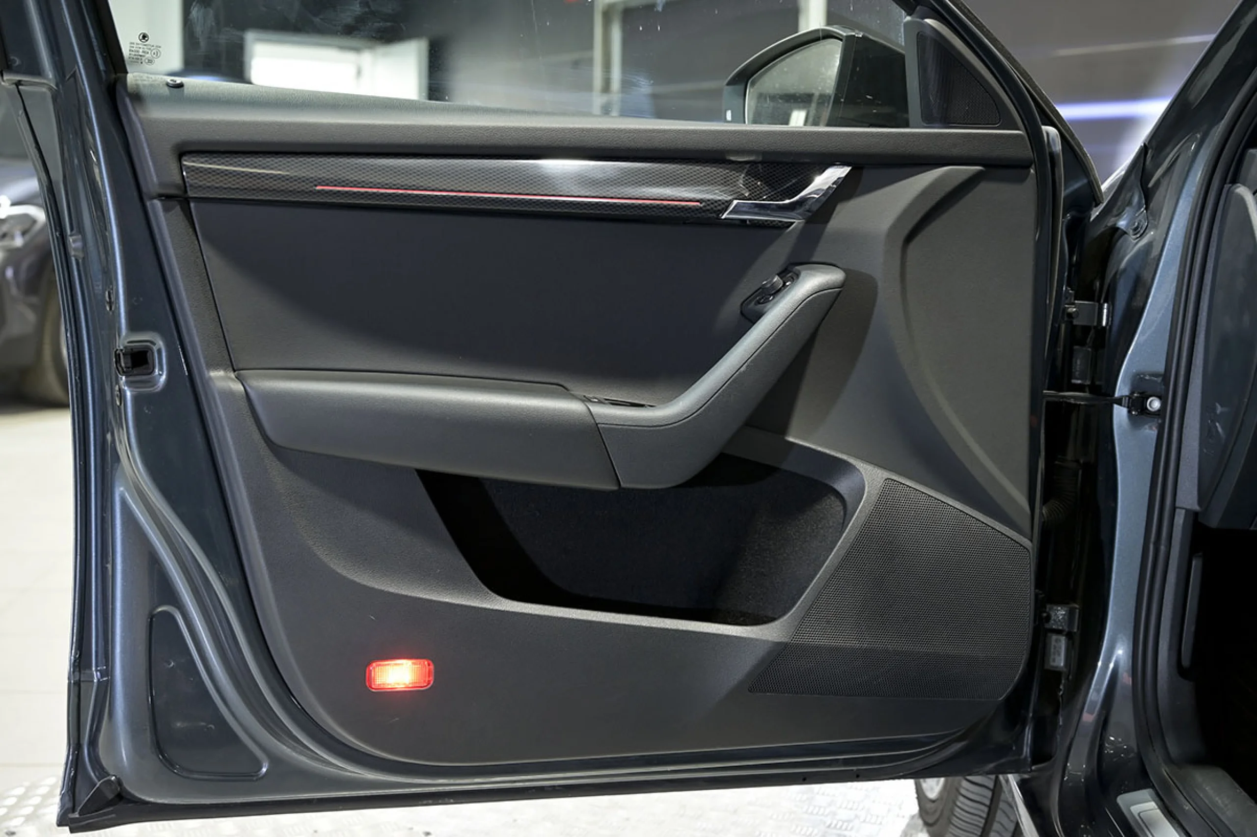 Skoda Octavia 2.0 TSI 180kW 245CV DSG RS - Foto 23