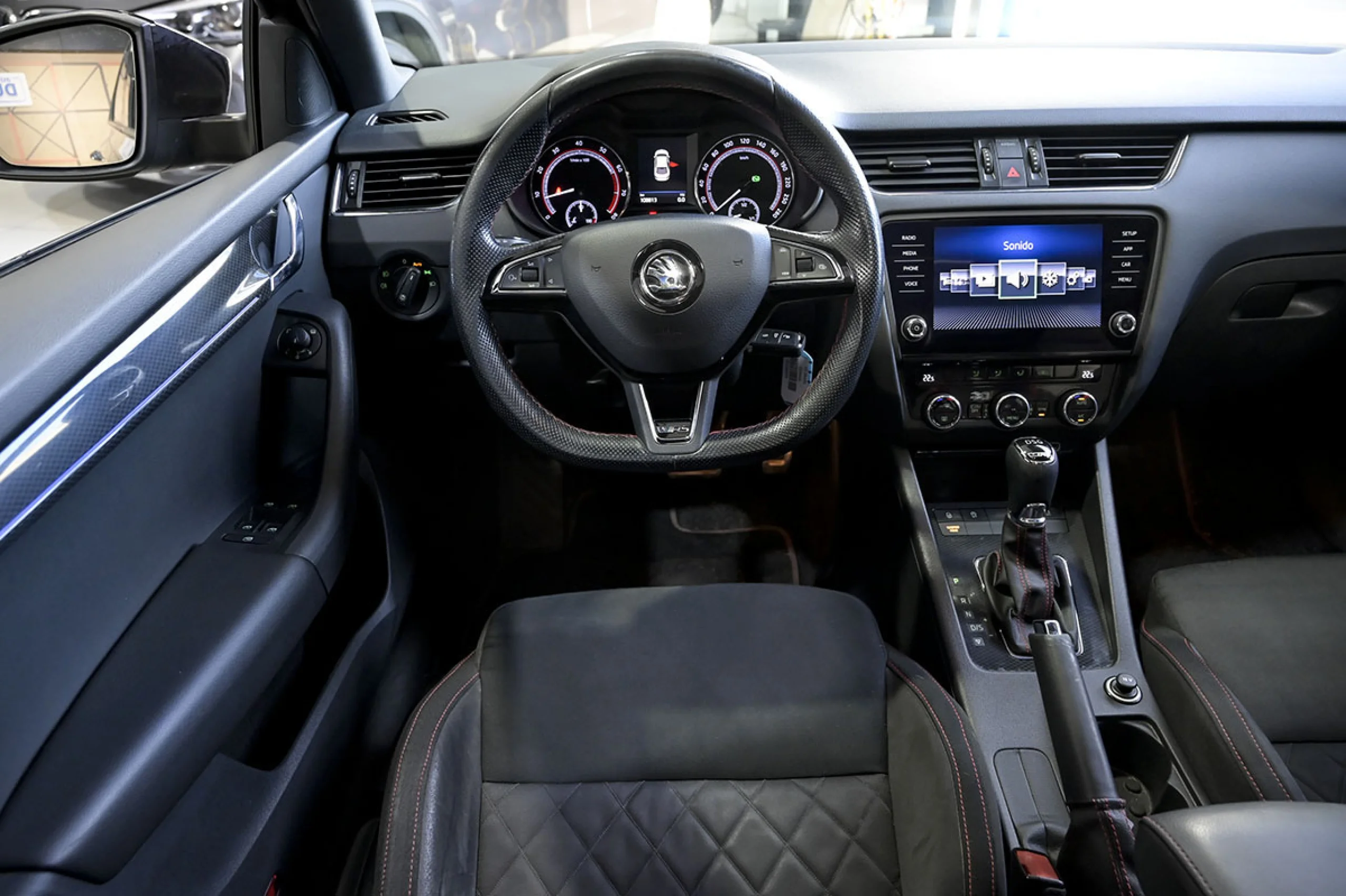 Skoda Octavia 2.0 TSI 180kW 245CV DSG RS - Foto 39