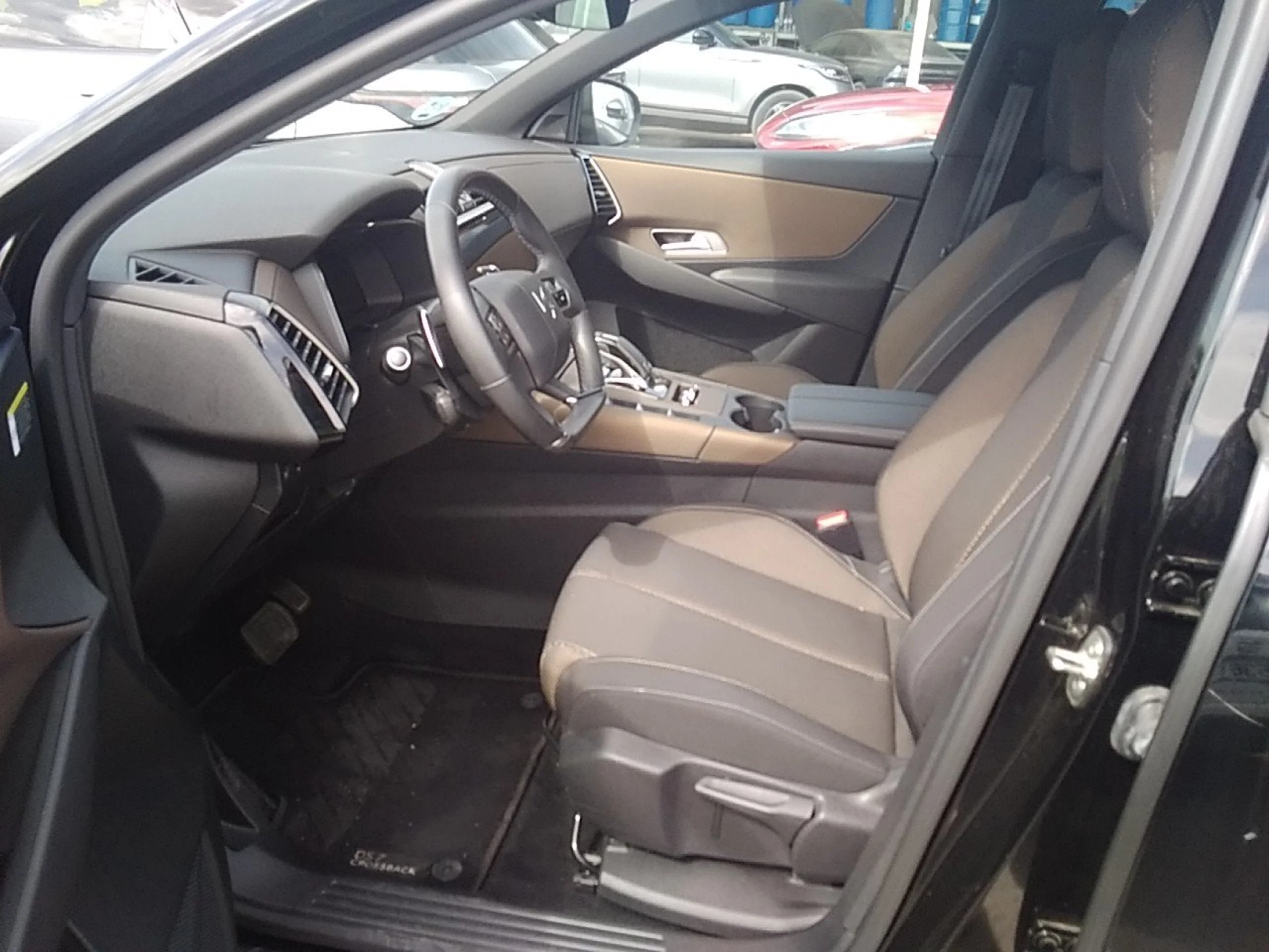 DS DS7 Crossback DS 7 CROSSBACK BlueHDi DE 96kW (130CV) Auto.BE CHIC - Foto 7