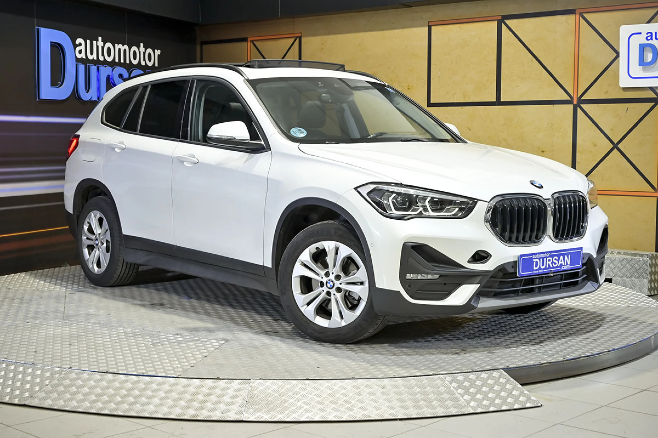 BMW X1 sDrive18dA Corporate - Foto 3