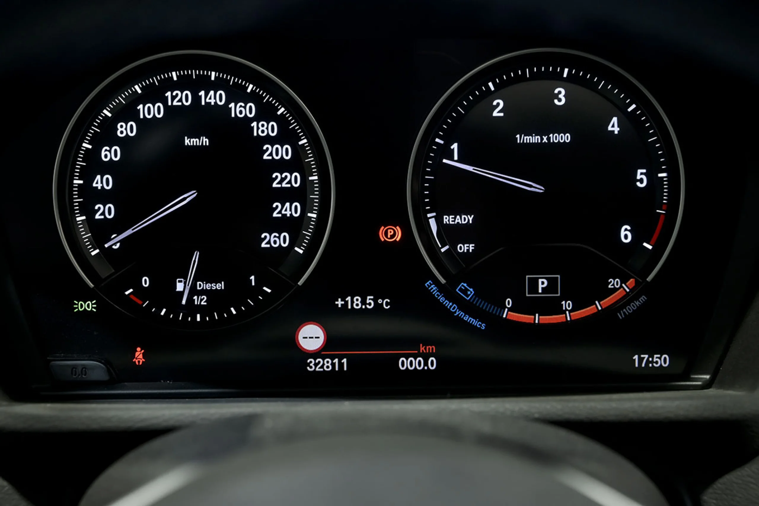 BMW X1 sDrive18dA Corporate - Foto 7