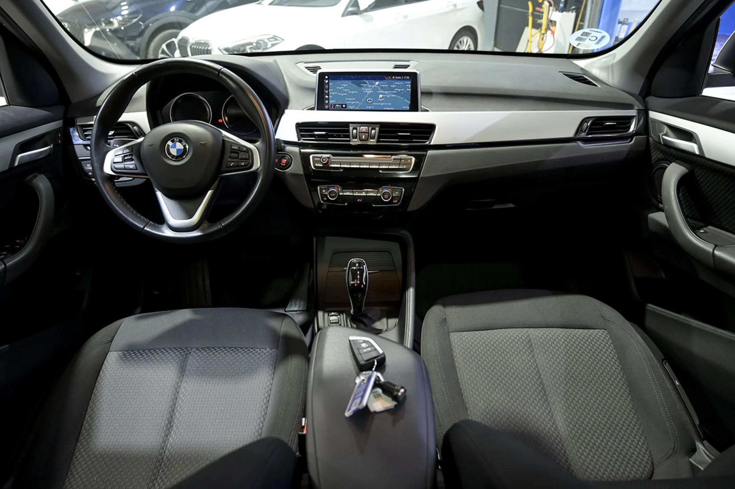 BMW X1 sDrive18dA Corporate - Foto 8