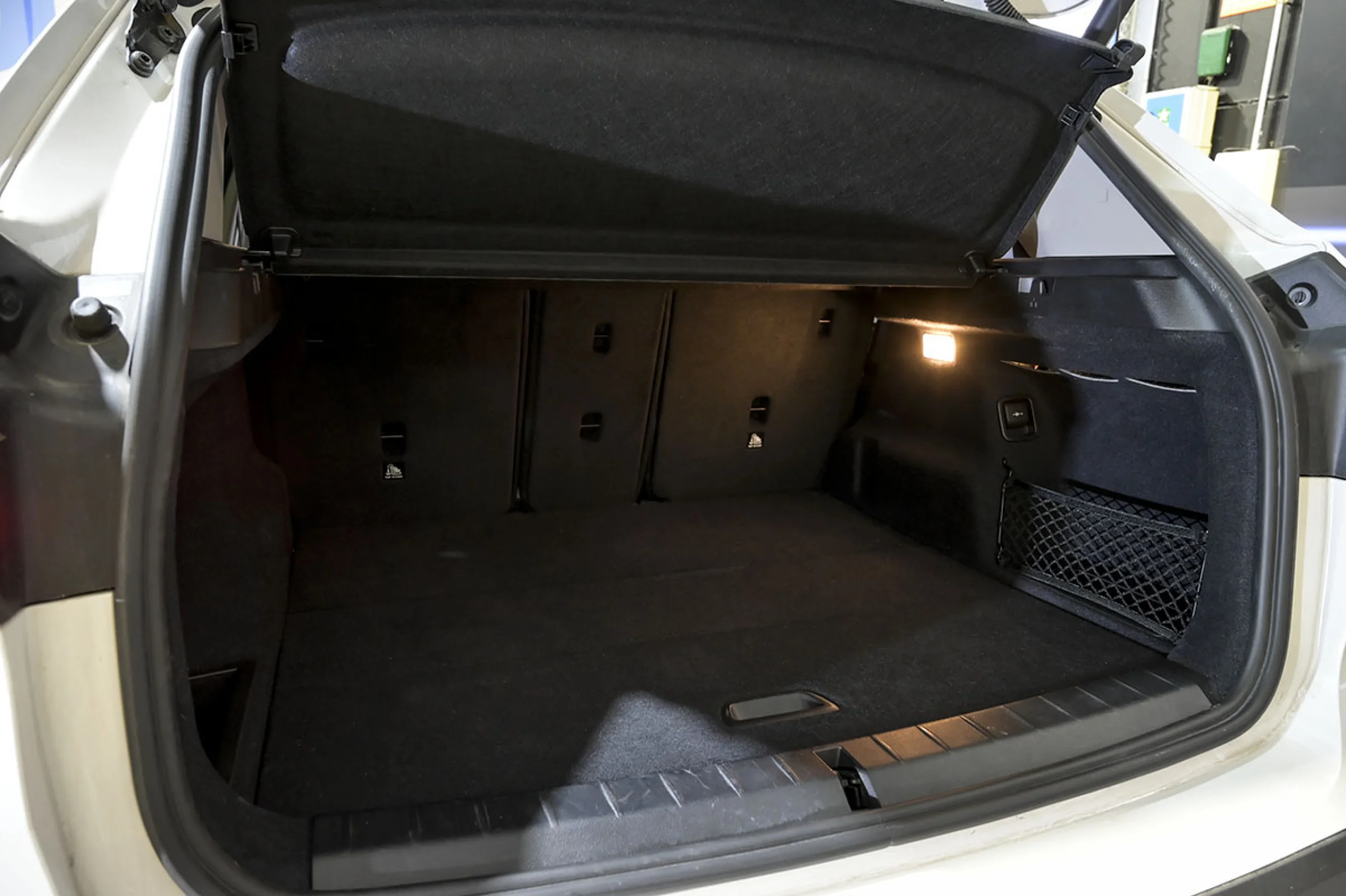 BMW X1 sDrive18dA Corporate - Foto 13