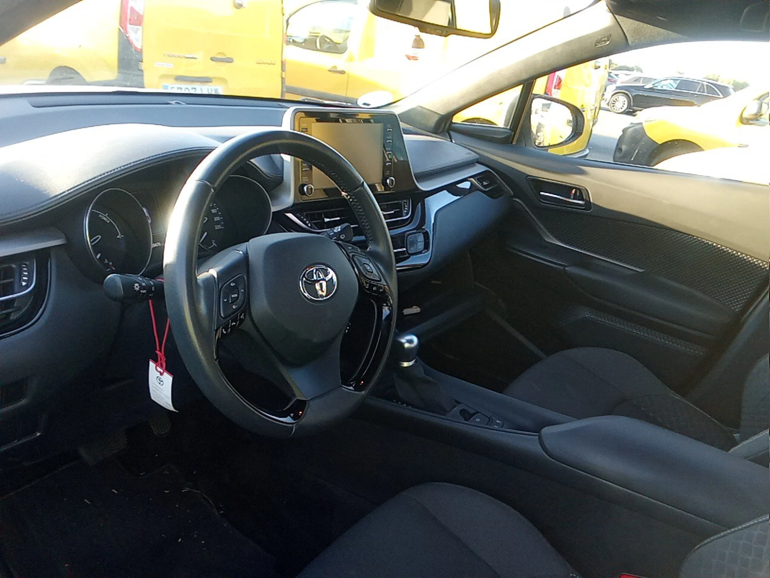 Toyota C-HR 1.8 125H Active - Foto 7