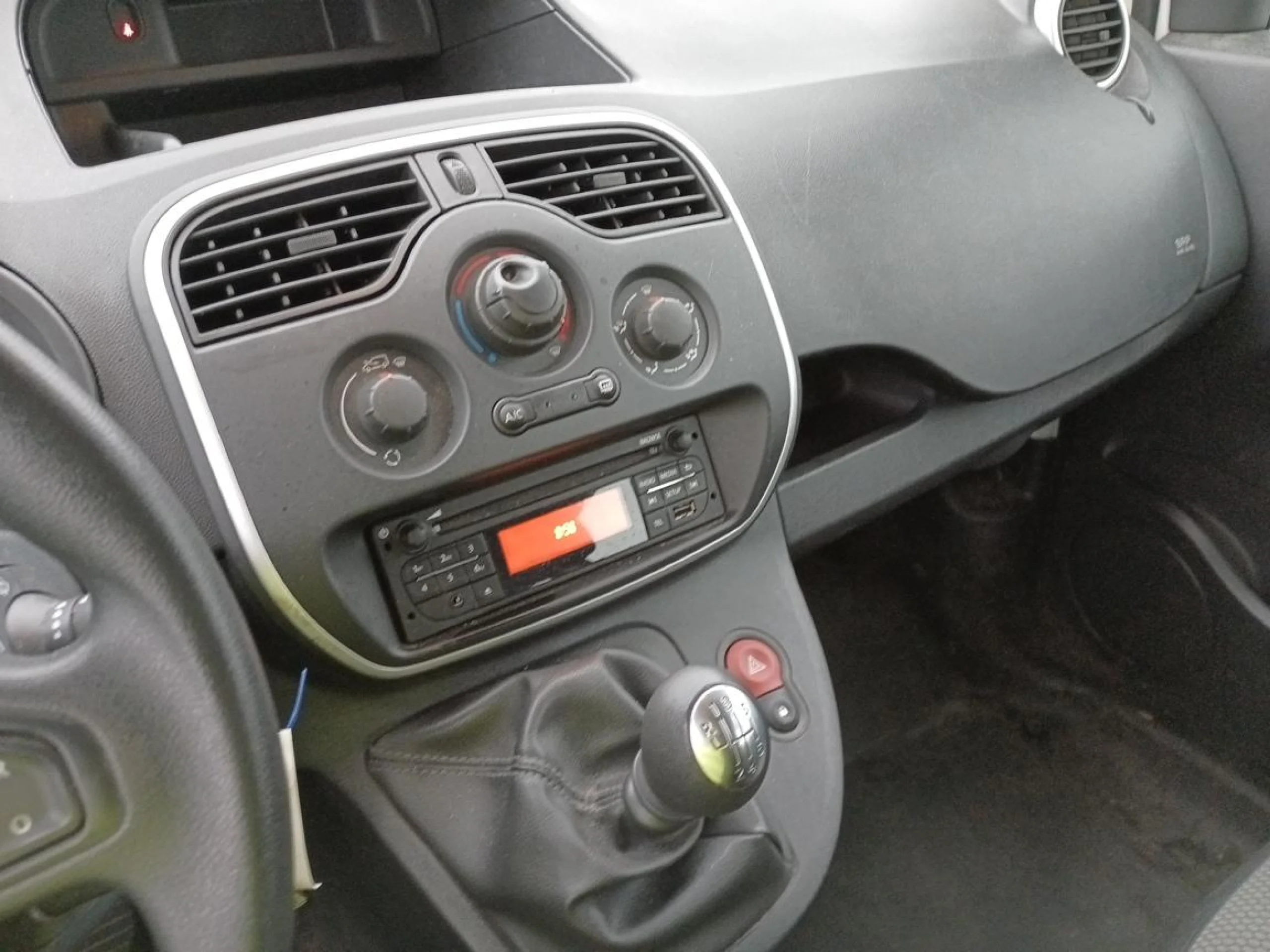 Renault Kangoo (O) Profes. M1-AF Blue dCi 70 kW(95 CV) -SS) - Foto 8