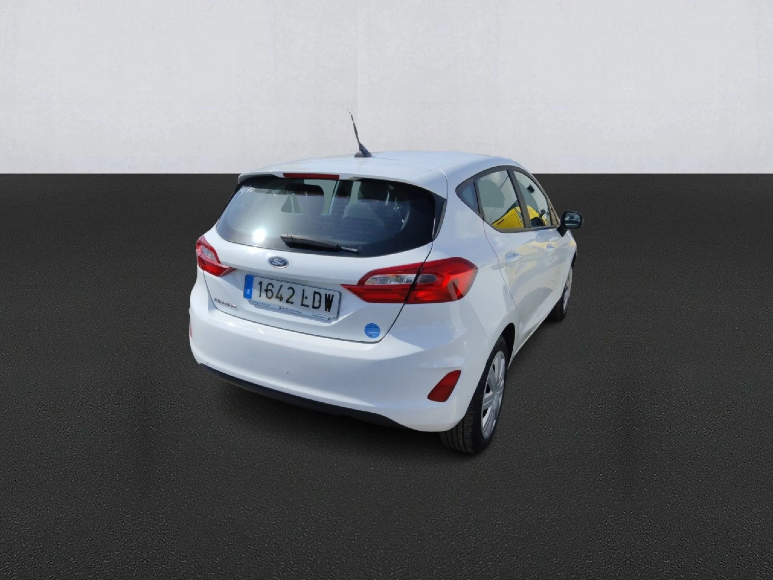 Ford Fiesta 1.1 PFI GLP 55kW (75CV) Trend - Foto 4