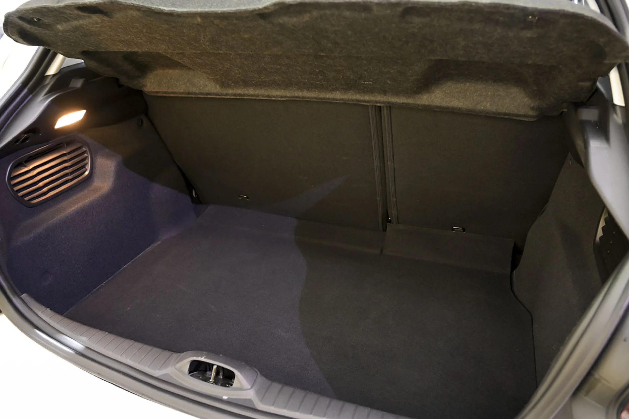 Peugeot 208 5P Signature BlueHDi 73KW 100CV - Foto 12