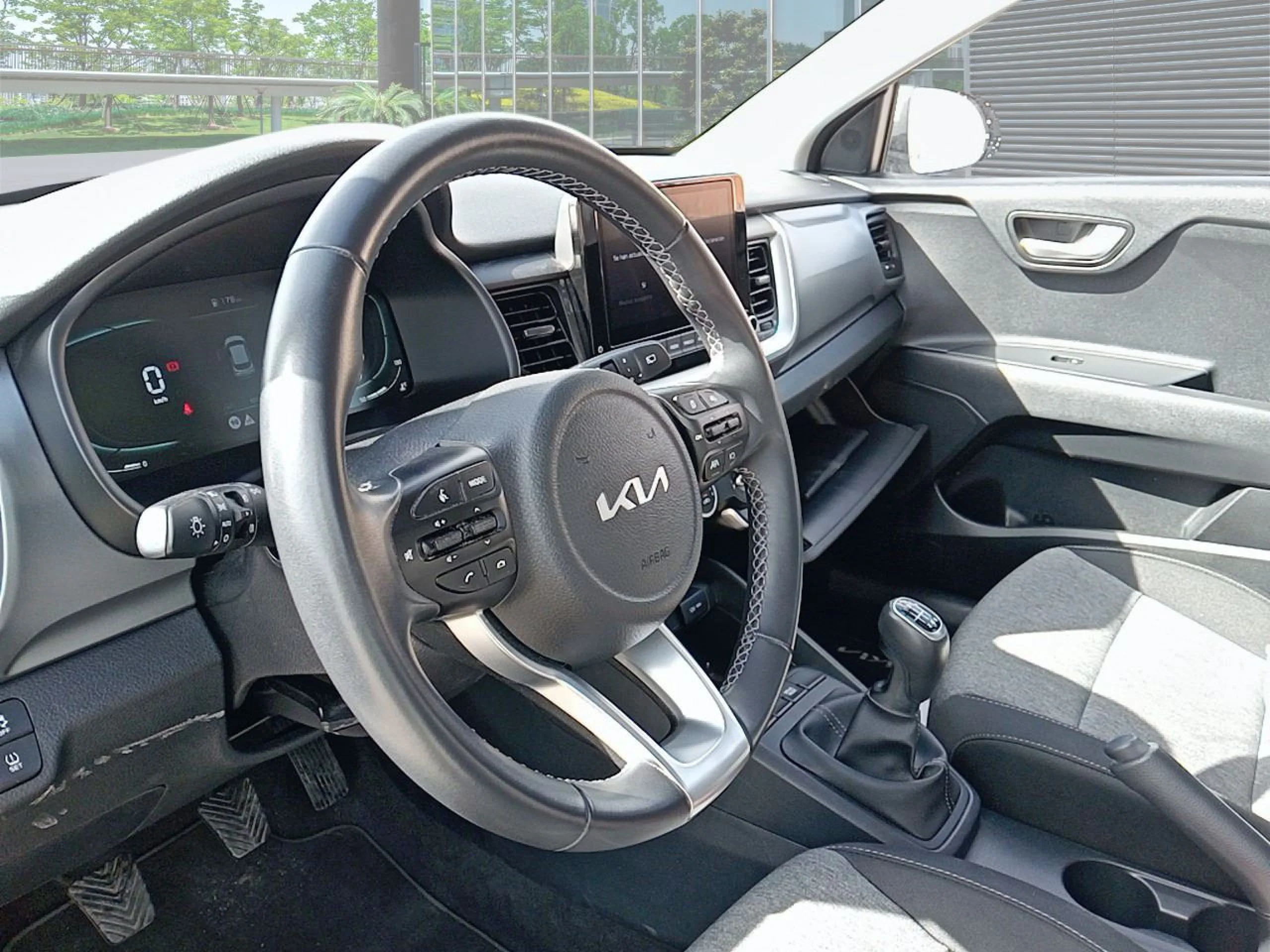 Kia Stonic 1.0 T-GDi 74kW (100CV) MHEV MT Concept - Foto 7