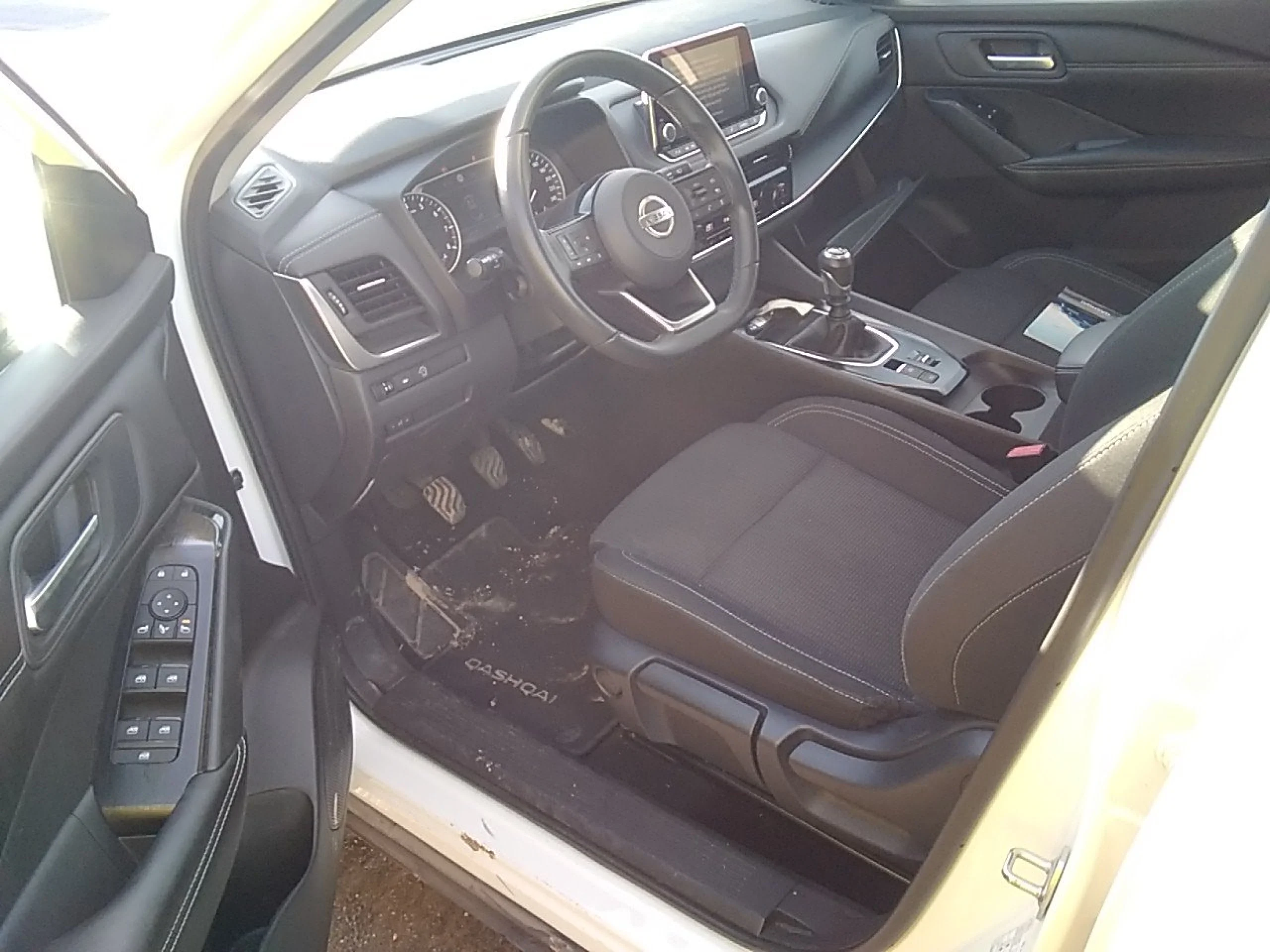 Nissan Qashqai DIG-T 103kW (140CV) mHEV 4x2 Acenta - Foto 7