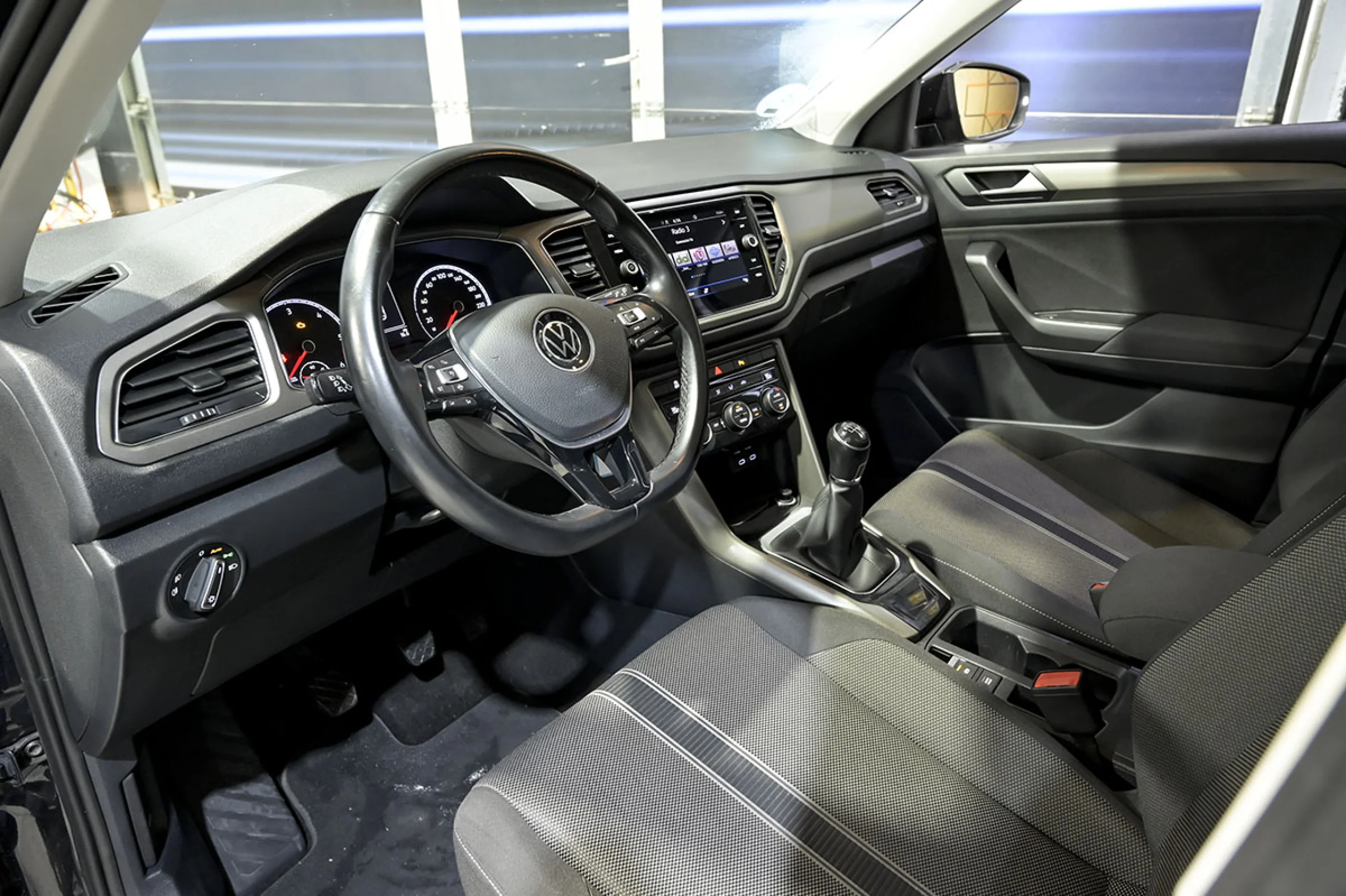 Volkswagen T-Roc Advance 2.0 TDI 85kW 115CV - Foto 6