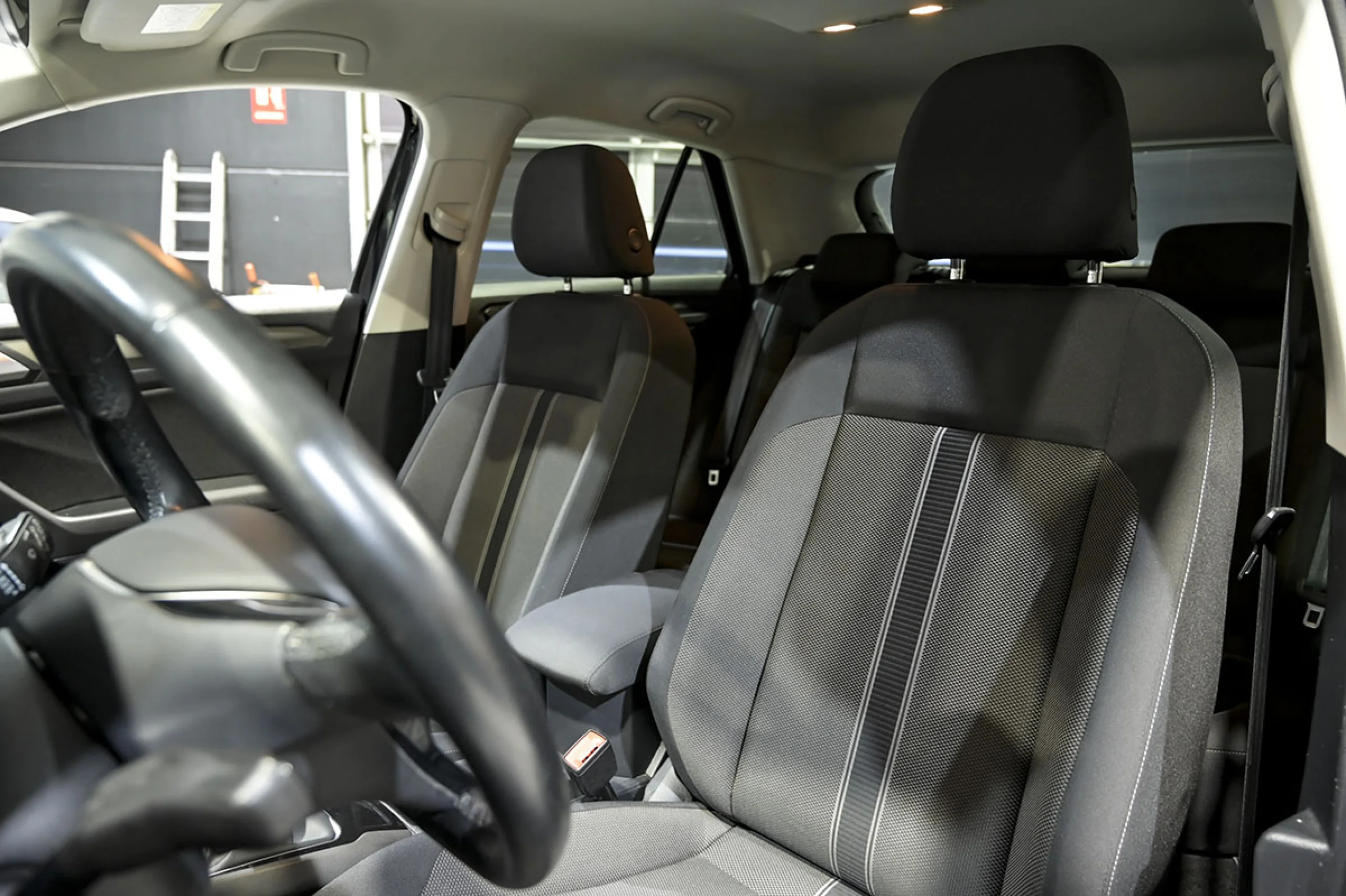 Volkswagen T-Roc Advance 2.0 TDI 85kW 115CV - Foto 9