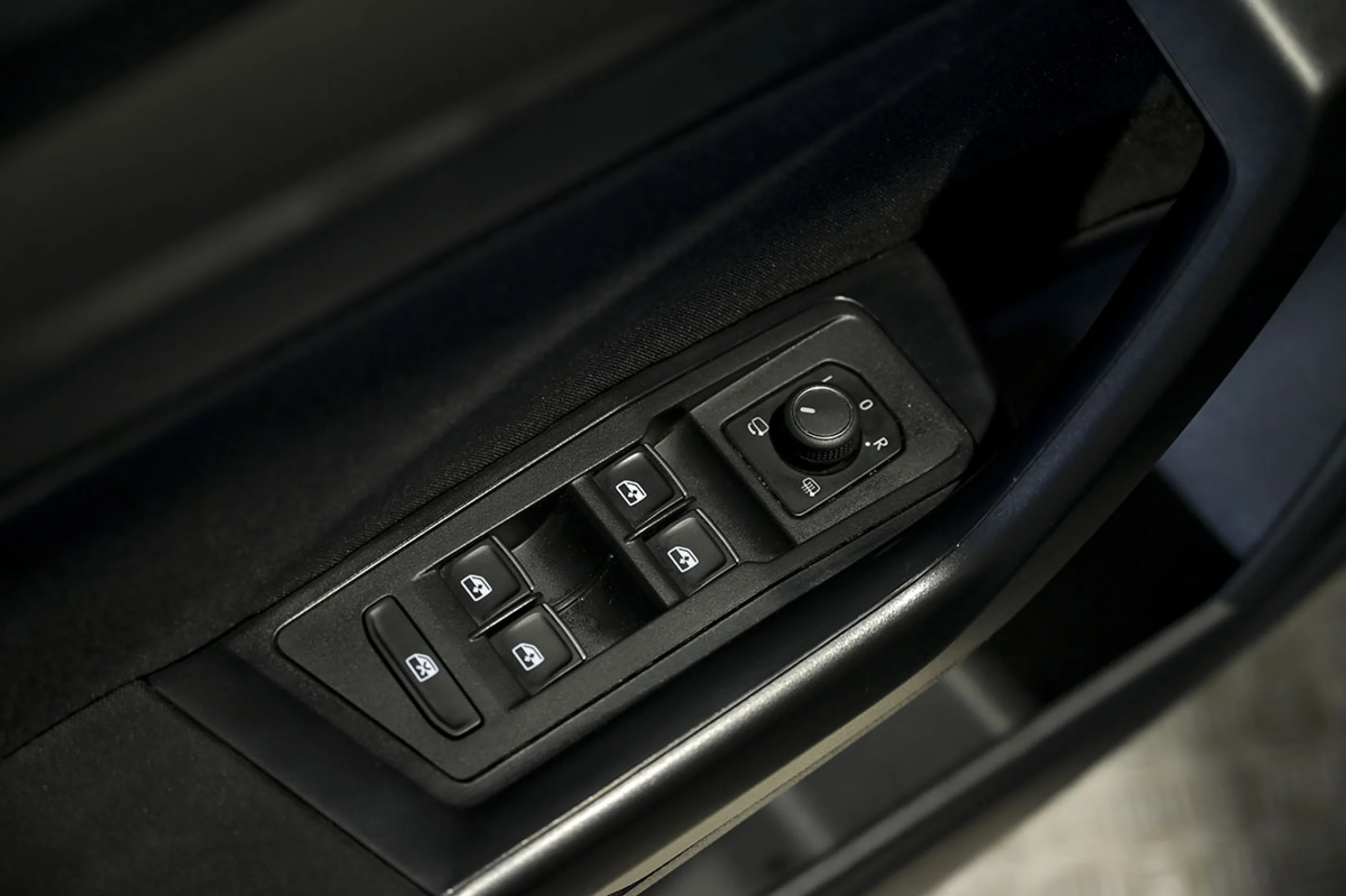 Volkswagen T-Roc Advance 2.0 TDI 85kW 115CV - Foto 22