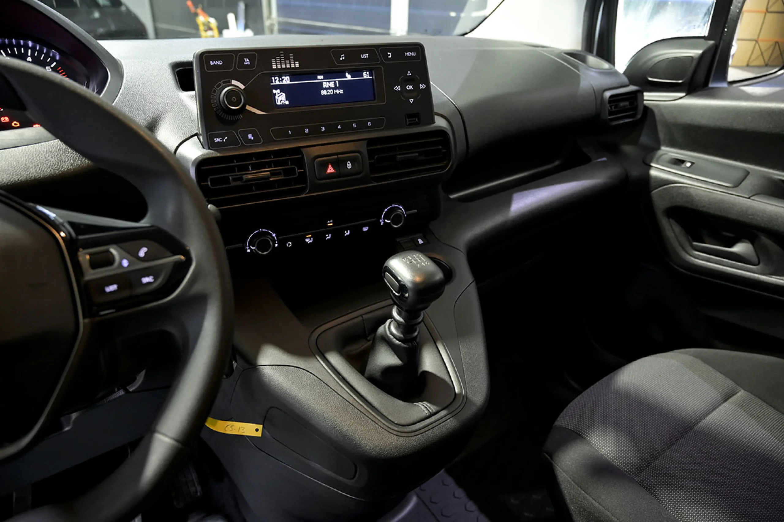 Peugeot Rifter Active Pack Business Std. BlueHDi 100 - Foto 24