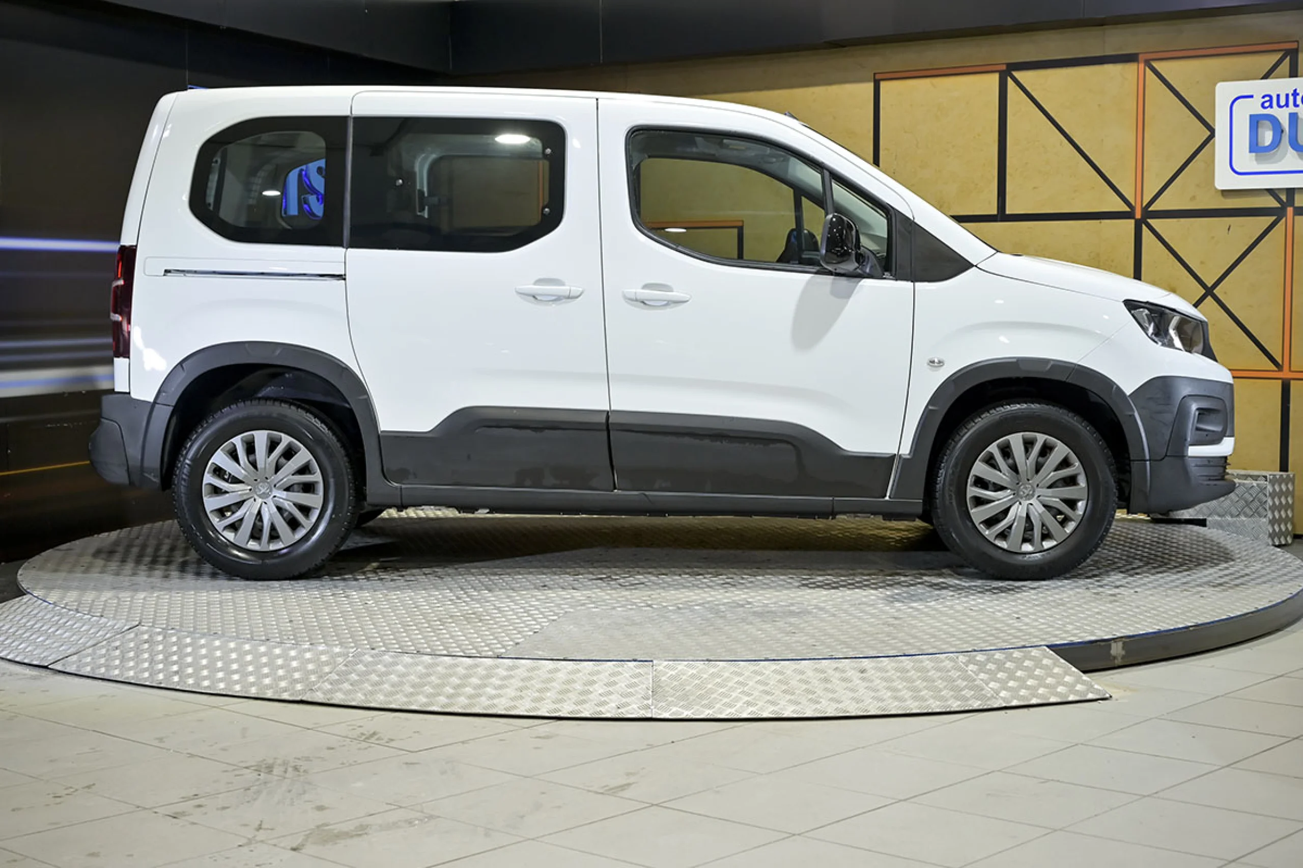 Peugeot Rifter Active Pack Business Std. BlueHDi 100 - Foto 17