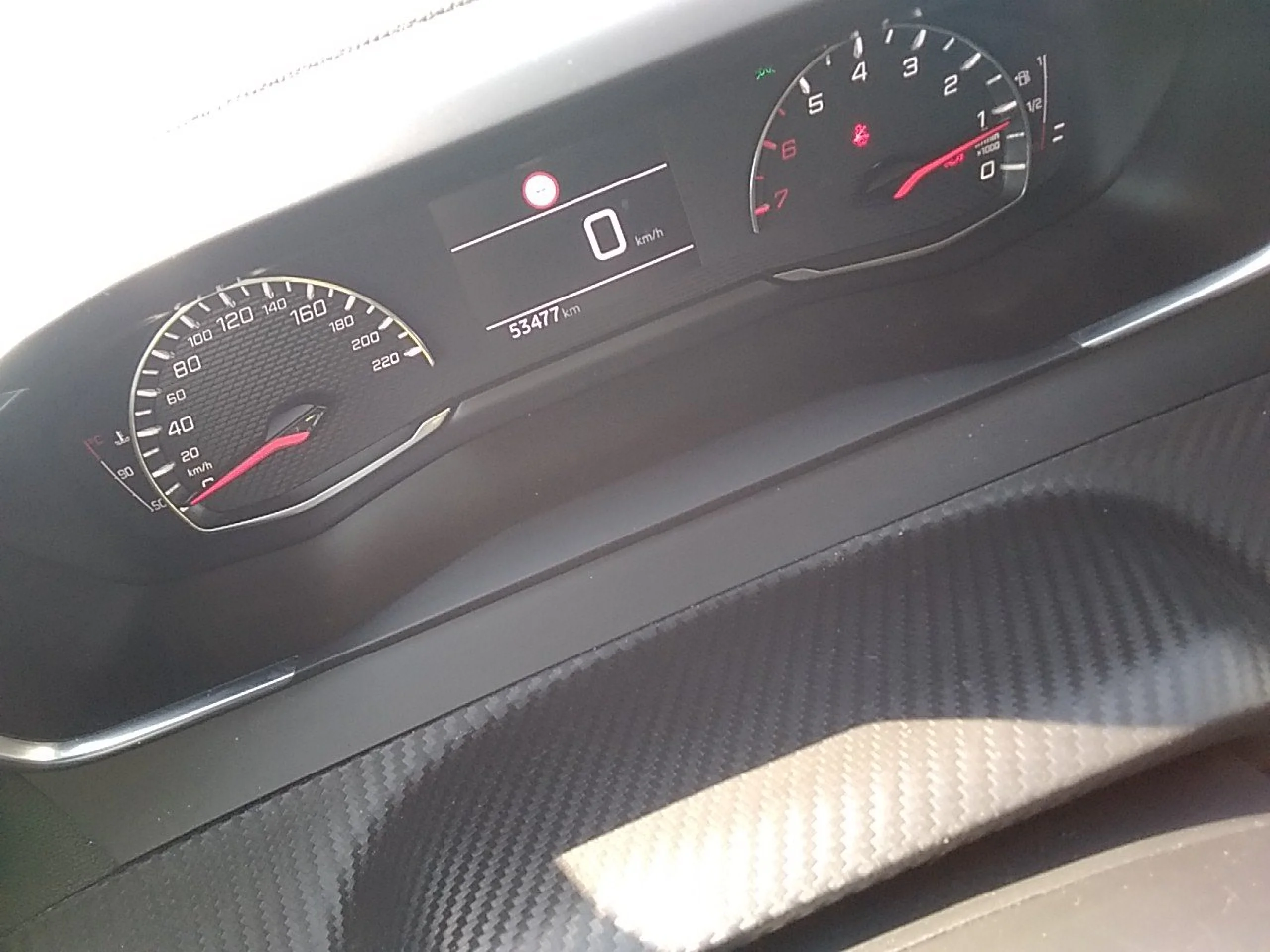 Peugeot 208 BlueHDi 73kW (100CV) Active Pack - Foto 8