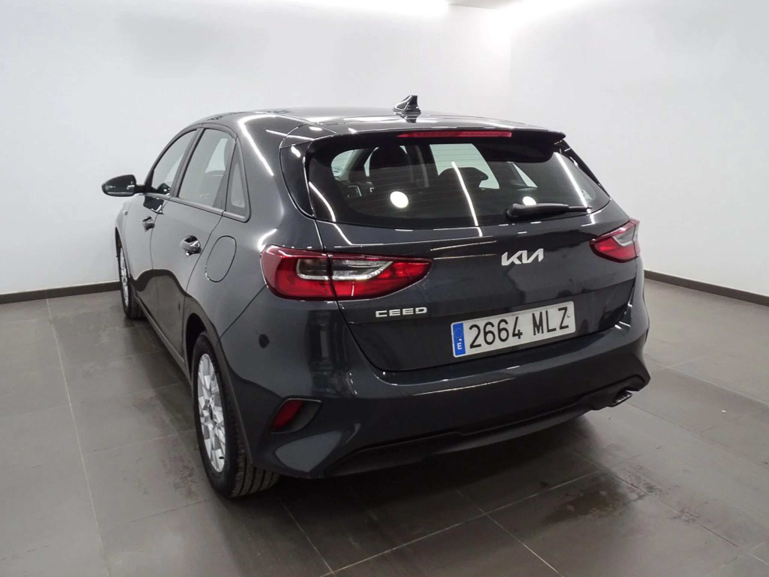 Kia Ceed cee d 1.0 TGDi 88kW 120CV Concept - Foto 4