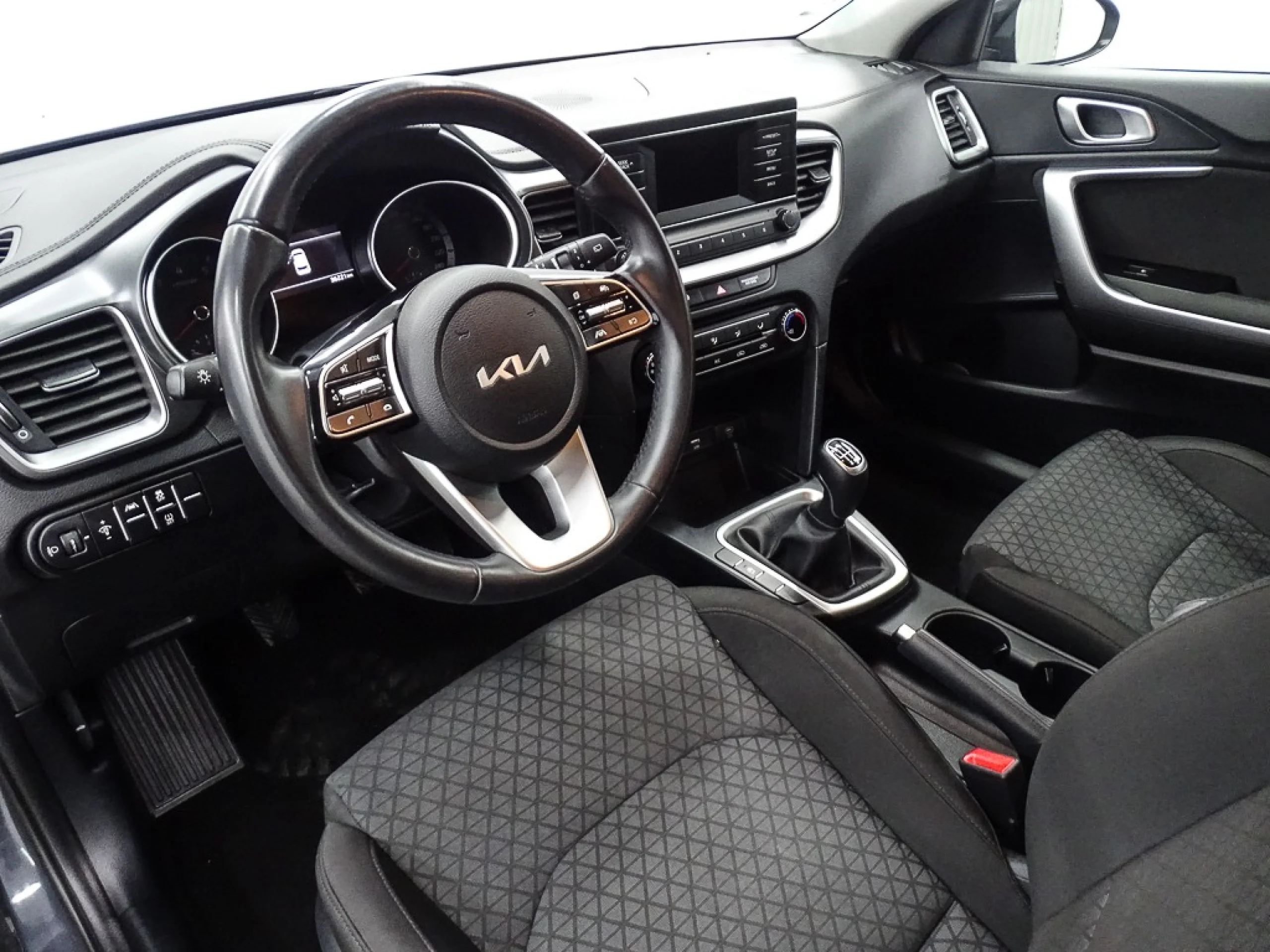 Kia Ceed cee d 1.0 TGDi 88kW 120CV Concept - Foto 6