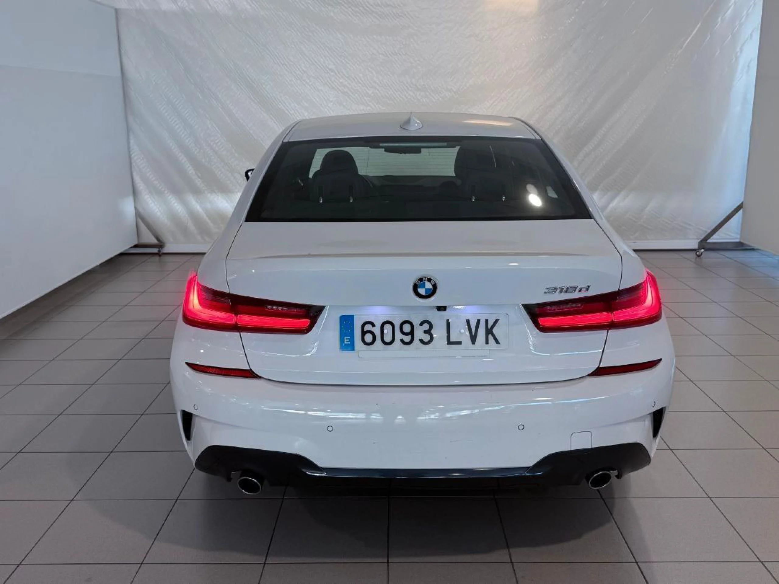 BMW 318 Serie 3 318d Auto. - Foto 8