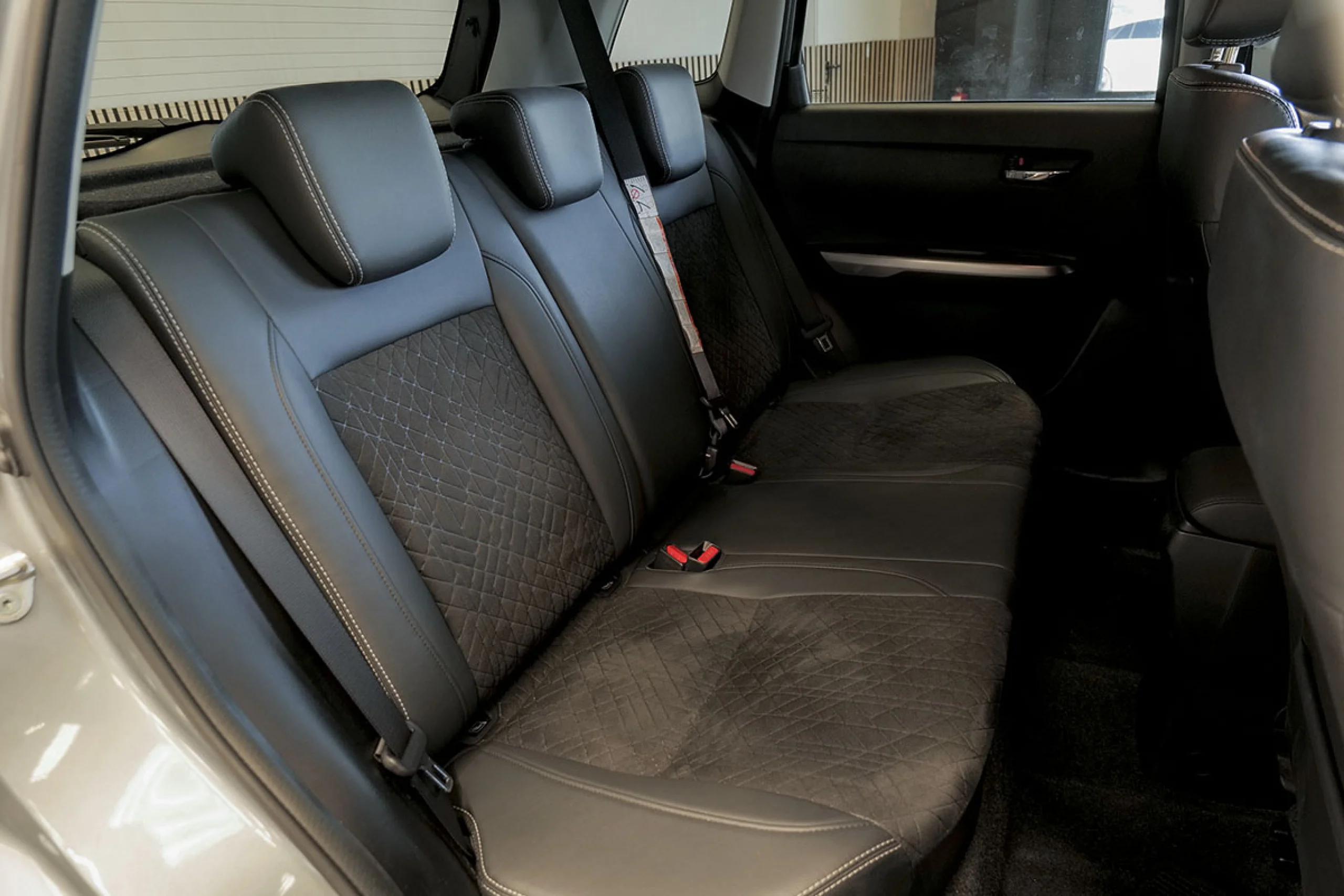 Suzuki Vitara 1.5 GLX 4WD Strong Hybrid Auto - Foto 16