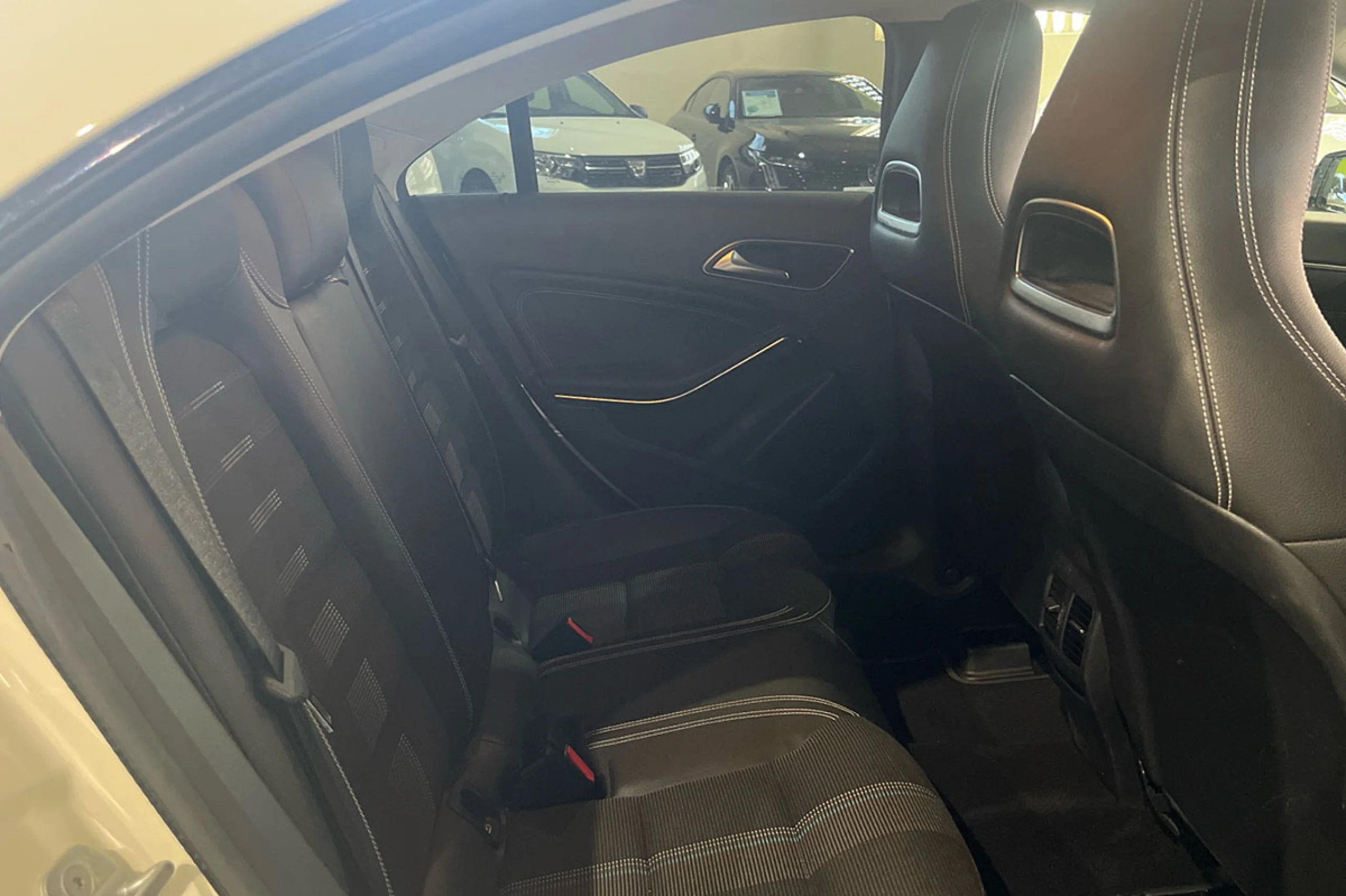 Mercedes-Benz CLA 200 Clase CLA CLA 200 - Foto 17
