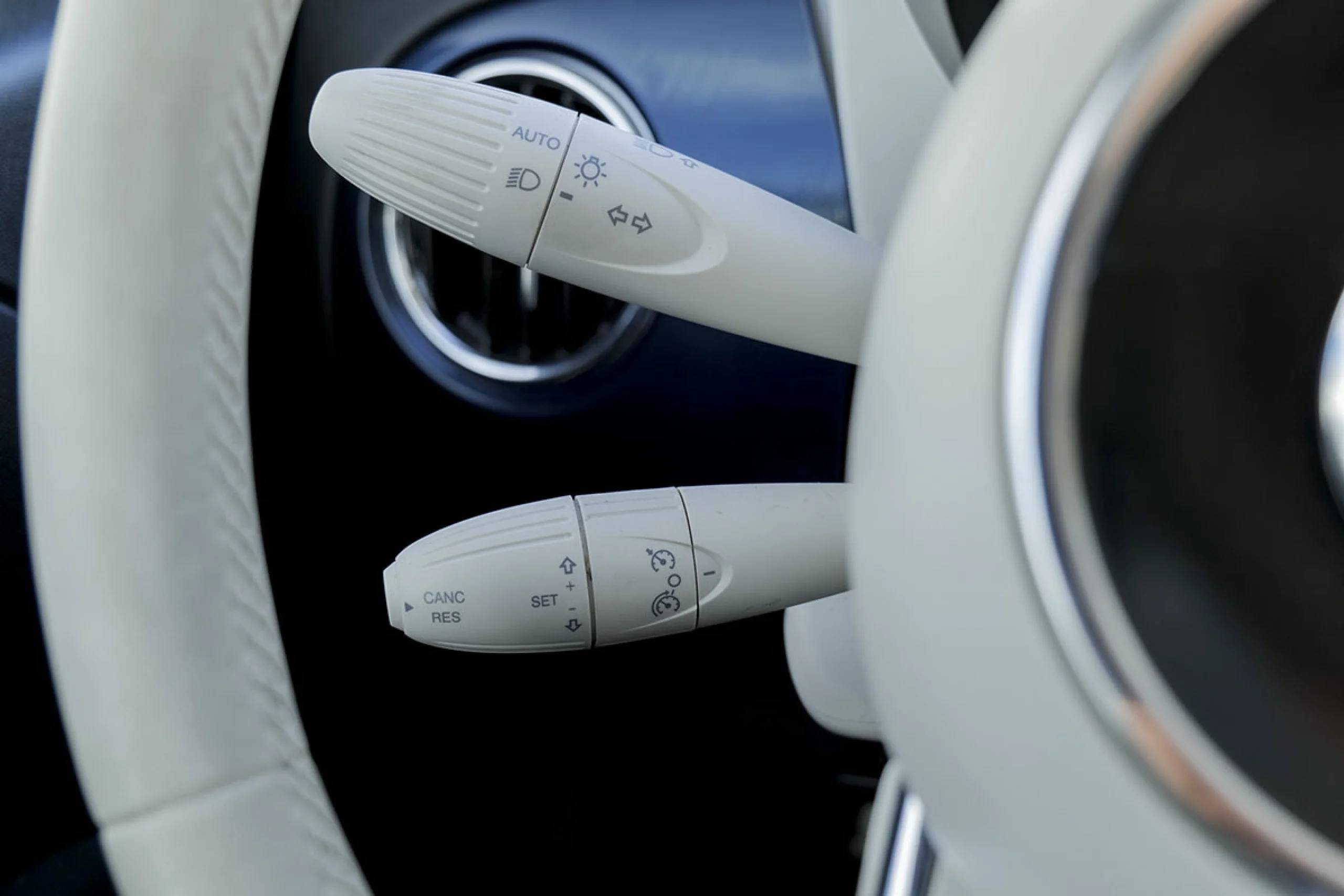 Fiat 500 Dolcevita 1.0 Hybrid 51KW 70 CV - Foto 19