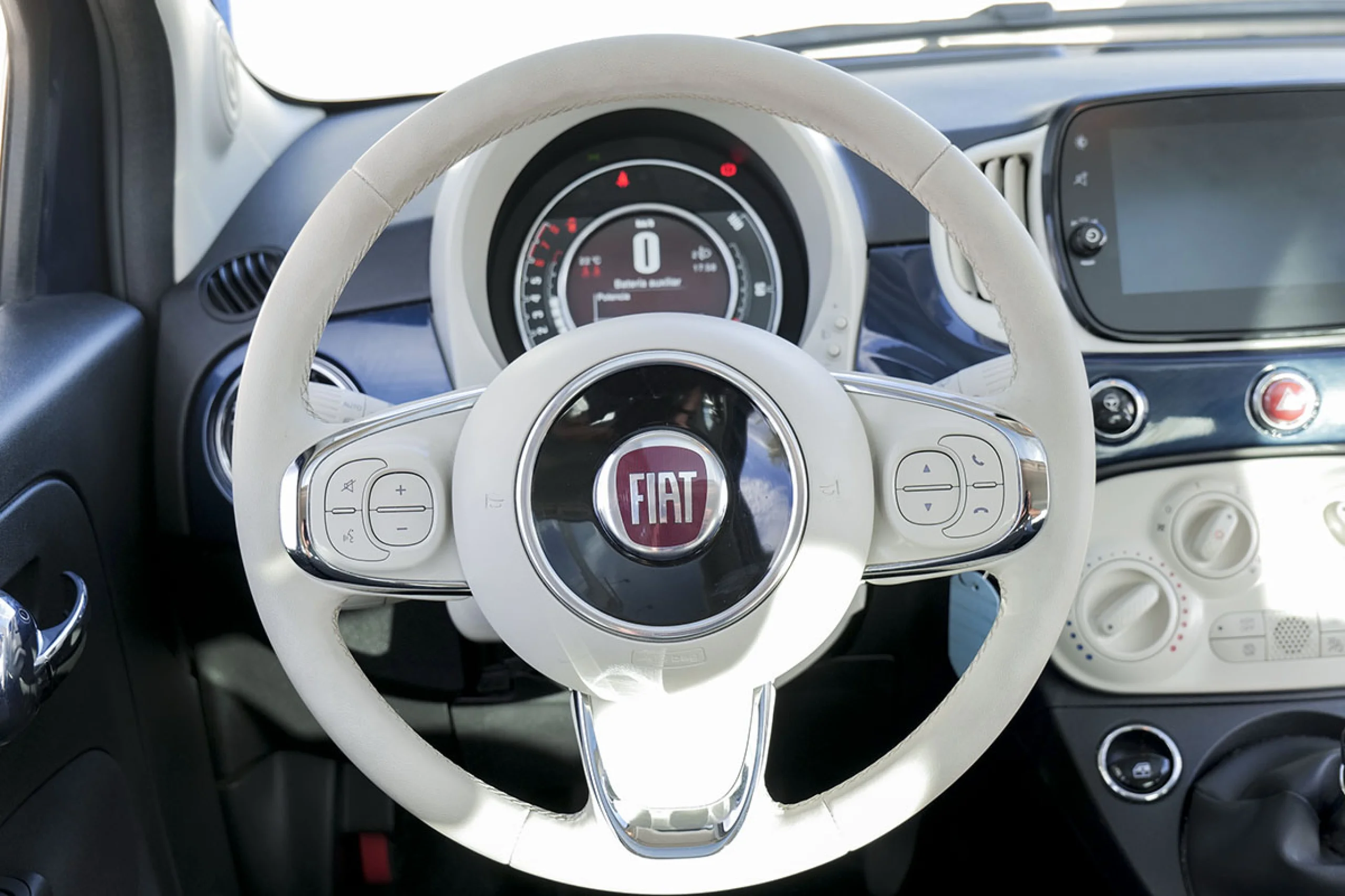 Fiat 500 Dolcevita 1.0 Hybrid 51KW 70 CV - Foto 20