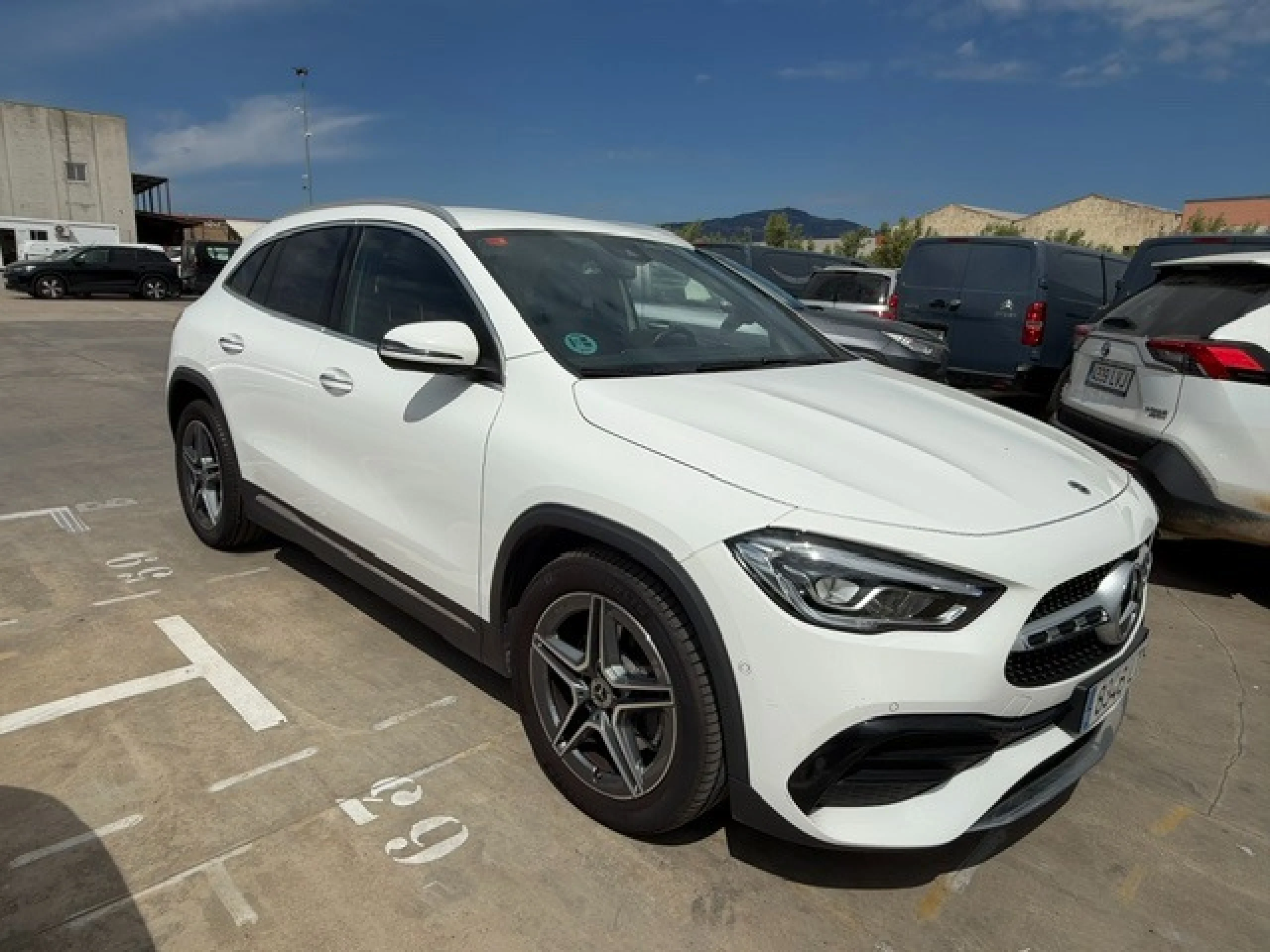 Mercedes-Benz GLA 200 MERCEDES GLA  200 D - Foto 3