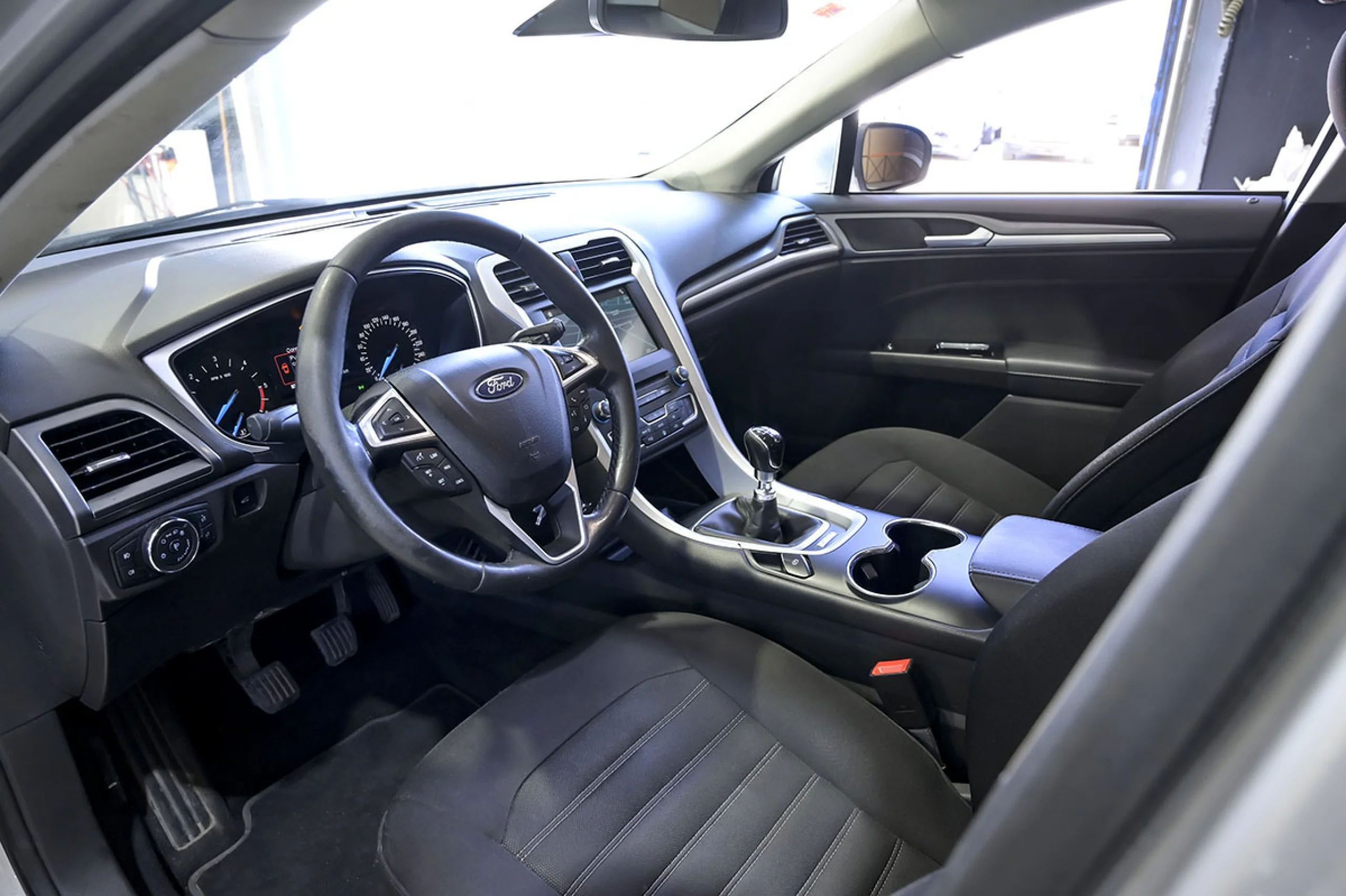 Ford Mondeo 1.5 TDCi 88kW Trend SportBreak - Foto 6