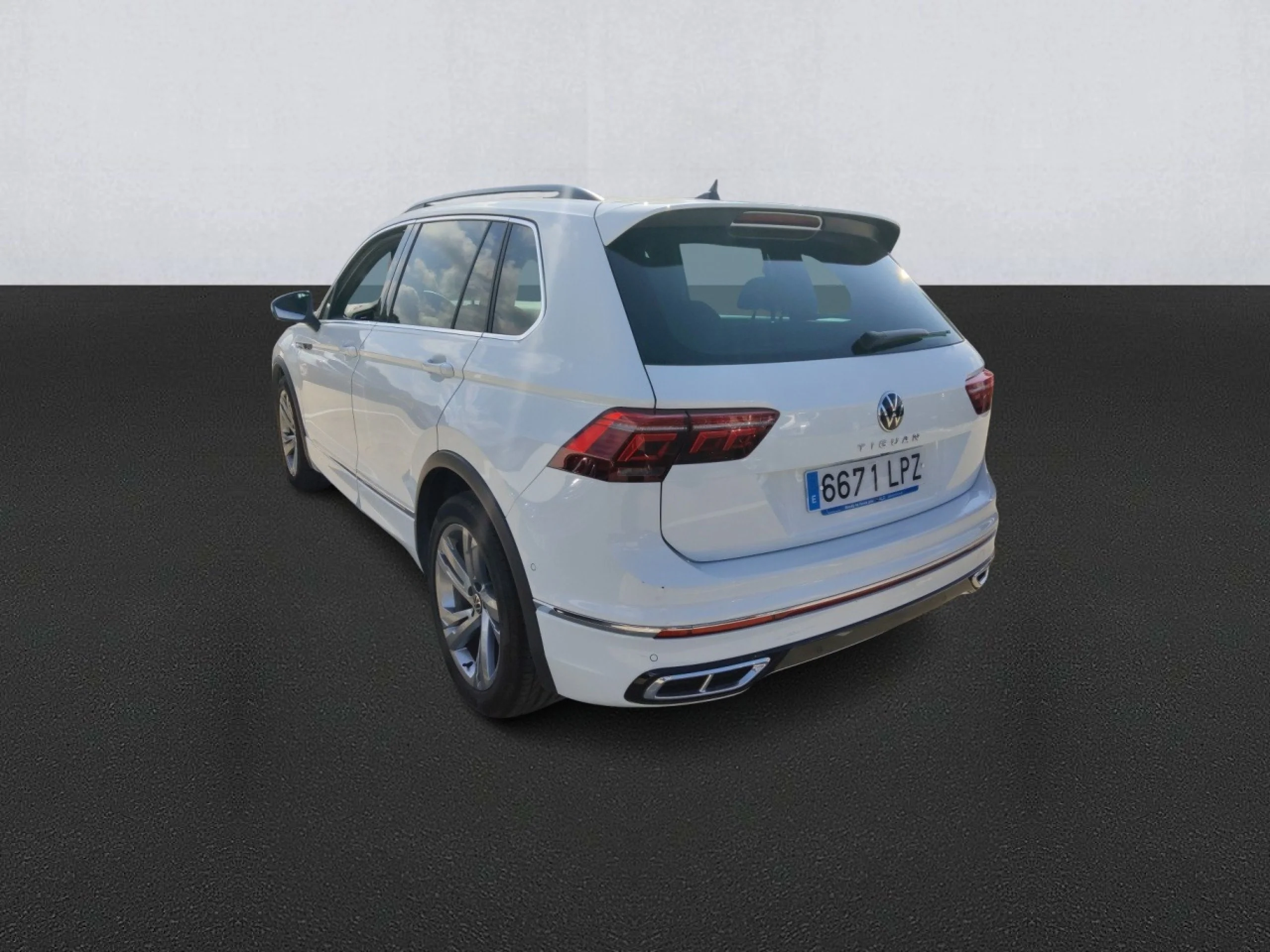 Volkswagen Tiguan R-Line 2.0 TDI 110kW (150CV) DSG - Foto 6