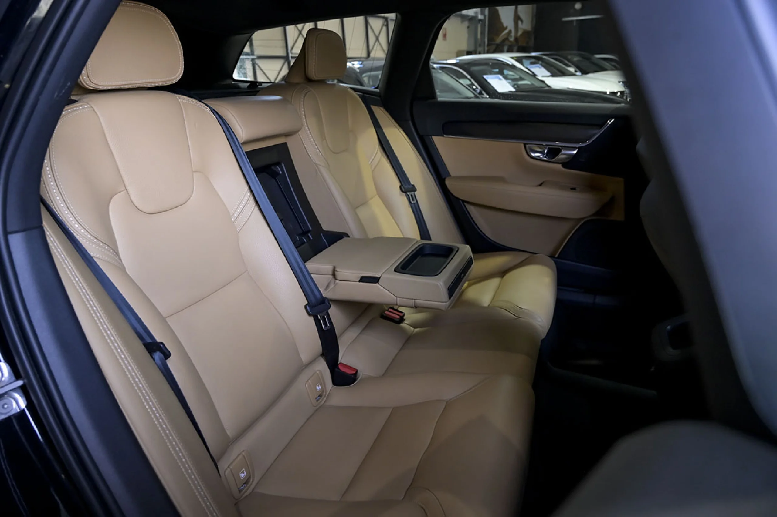 Volvo V90 Cross Country 2.0 D4 AWD Auto - Foto 17