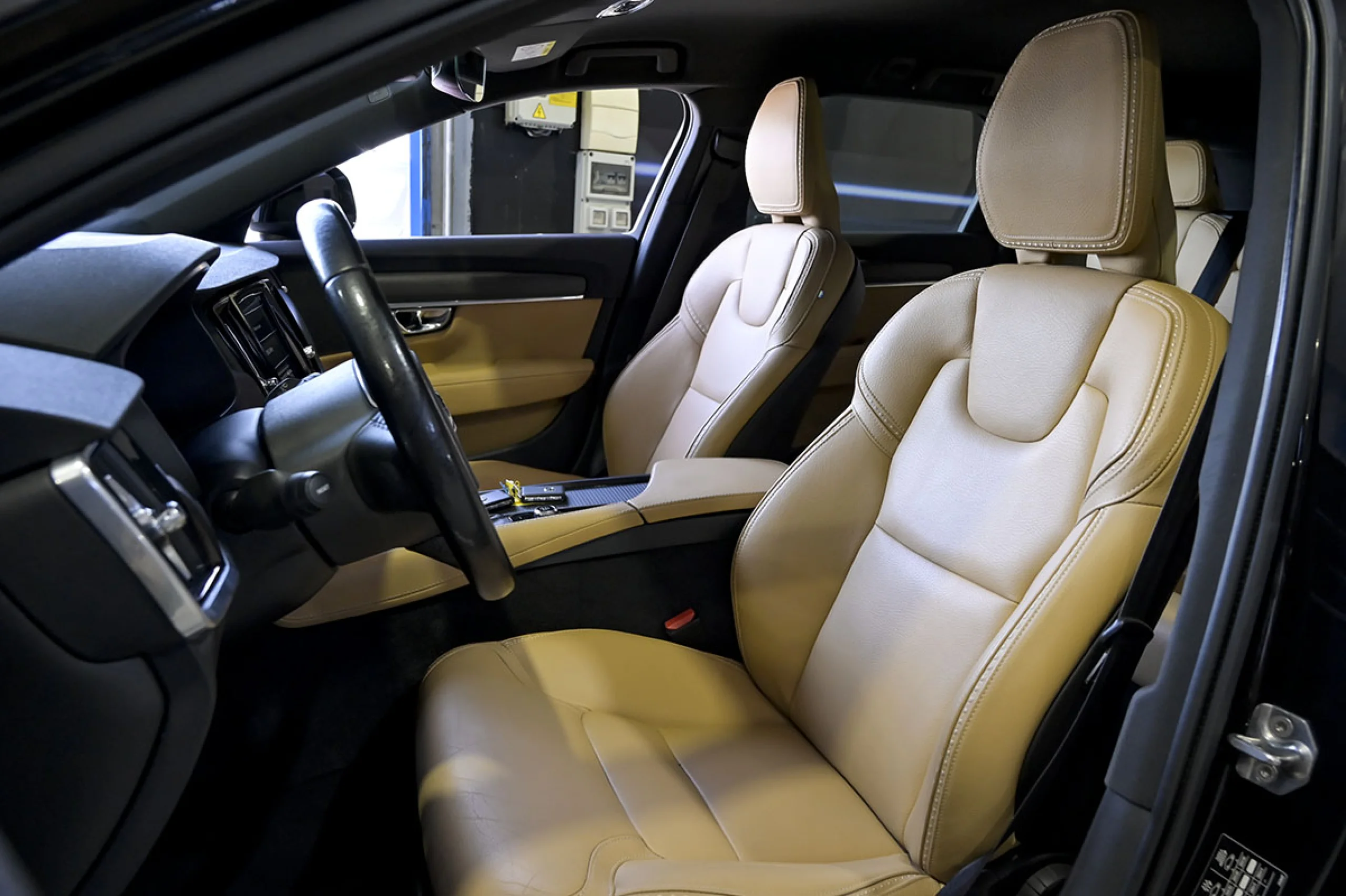 Volvo V90 Cross Country 2.0 D4 AWD Auto - Foto 22