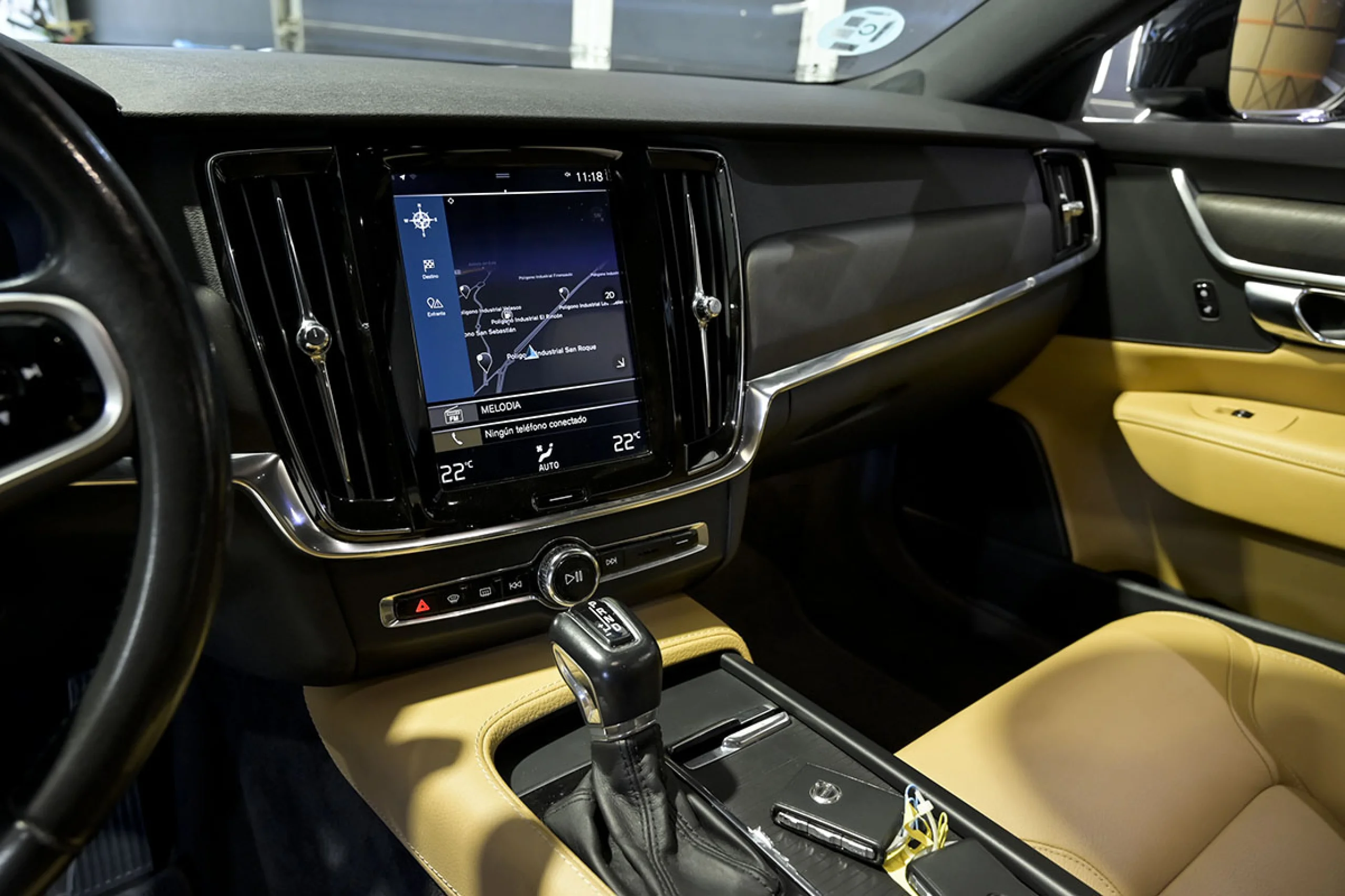 Volvo V90 Cross Country 2.0 D4 AWD Auto - Foto 27