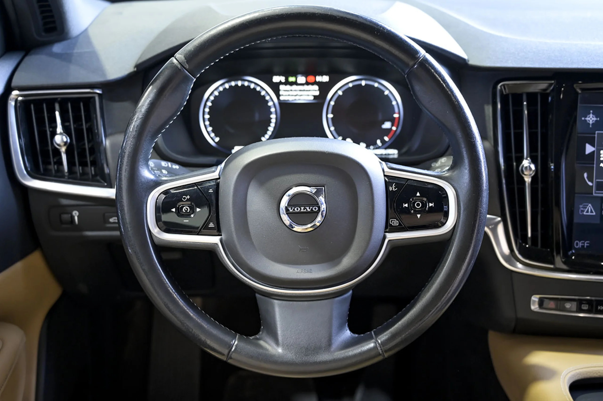 Volvo V90 Cross Country 2.0 D4 AWD Auto - Foto 25