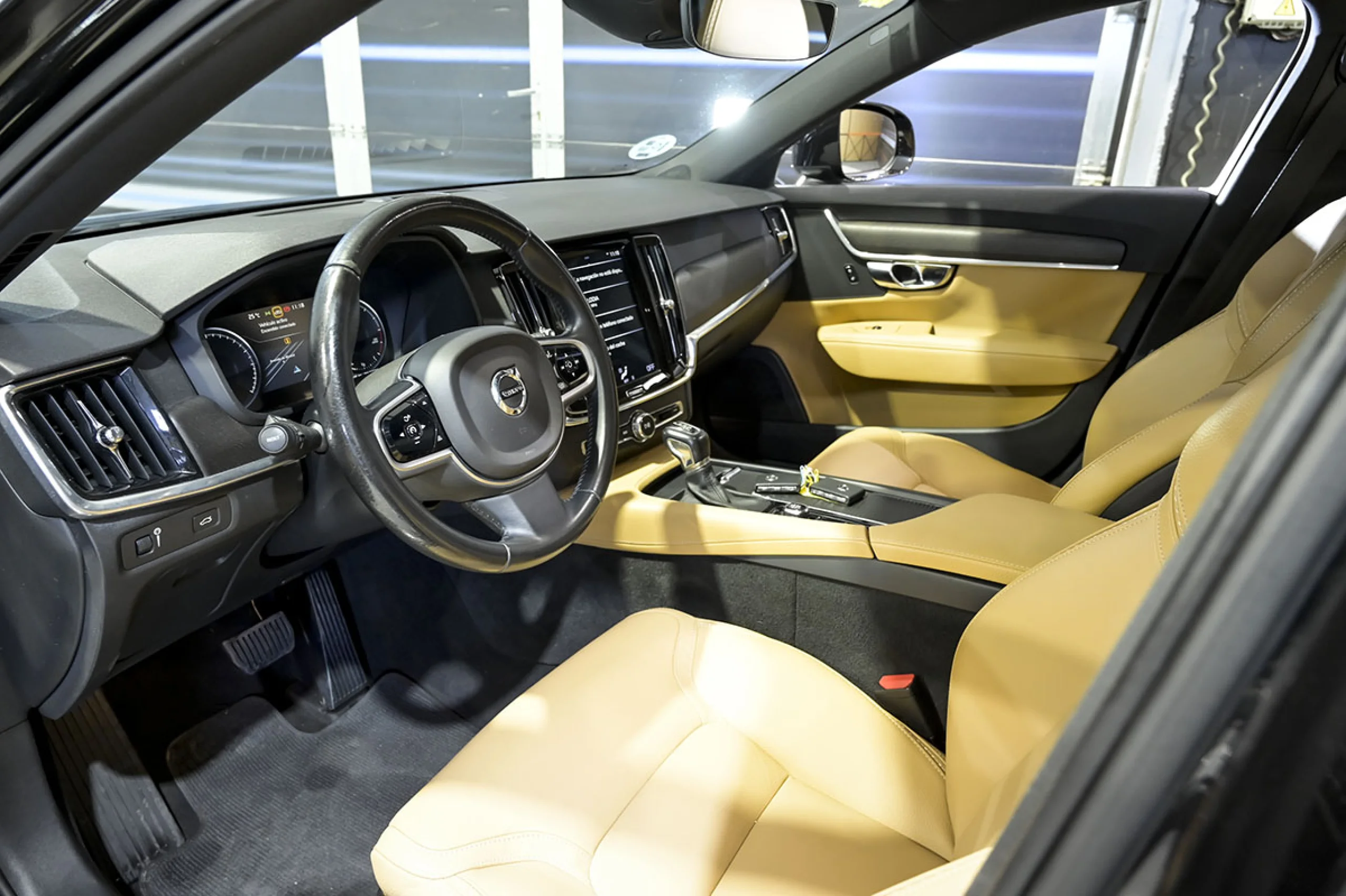 Volvo V90 Cross Country 2.0 D4 AWD Auto - Foto 6