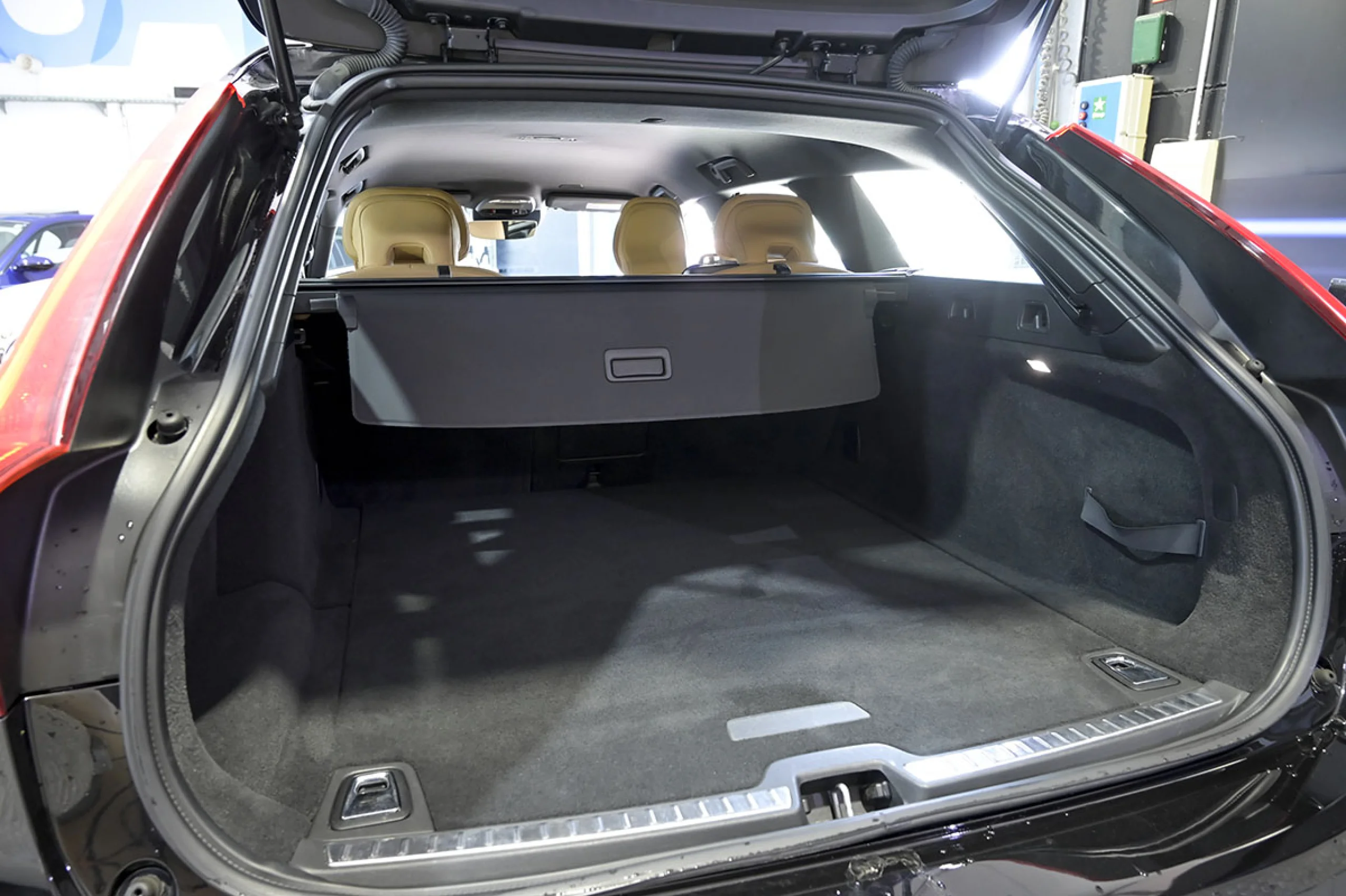 Volvo V90 Cross Country 2.0 D4 AWD Auto - Foto 12