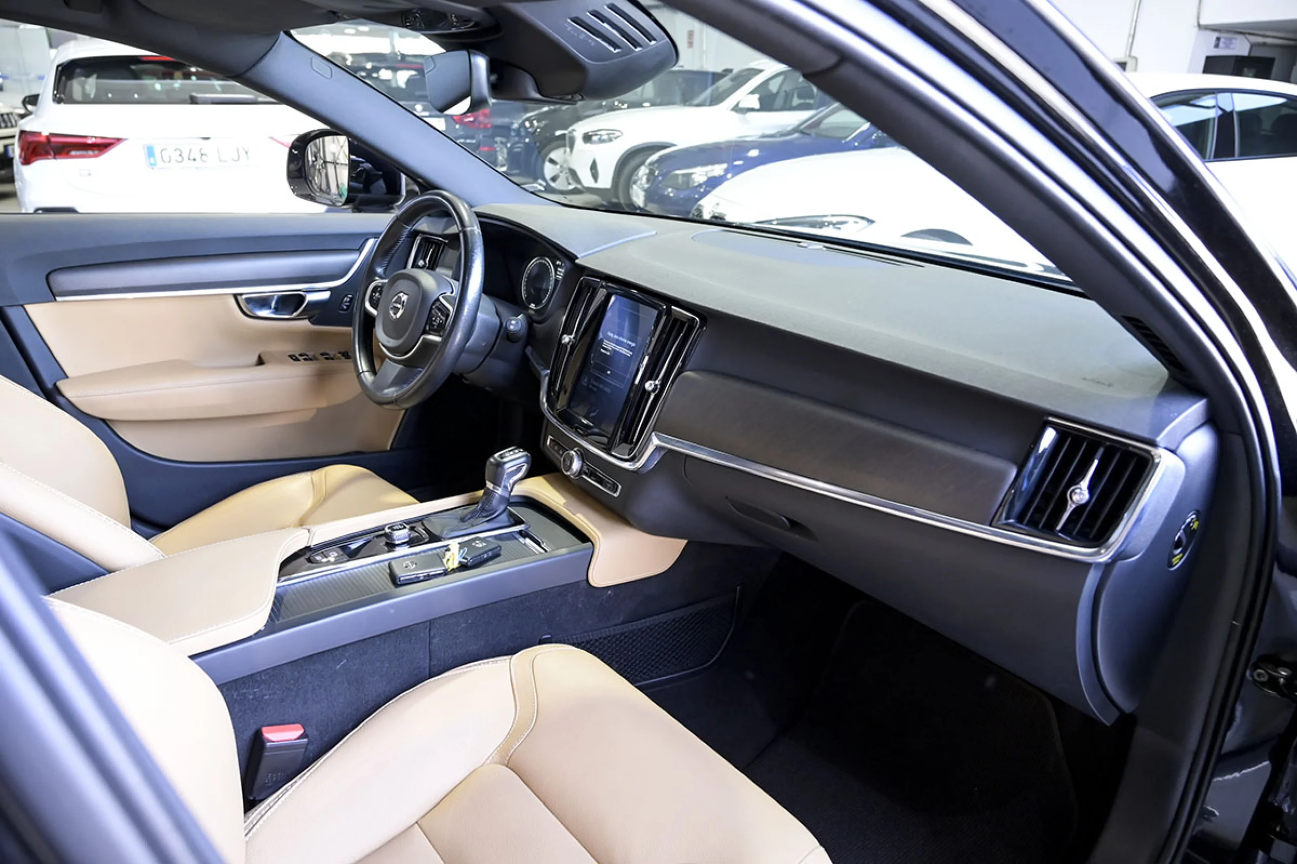 Volvo V90 Cross Country 2.0 D4 AWD Auto - Foto 35