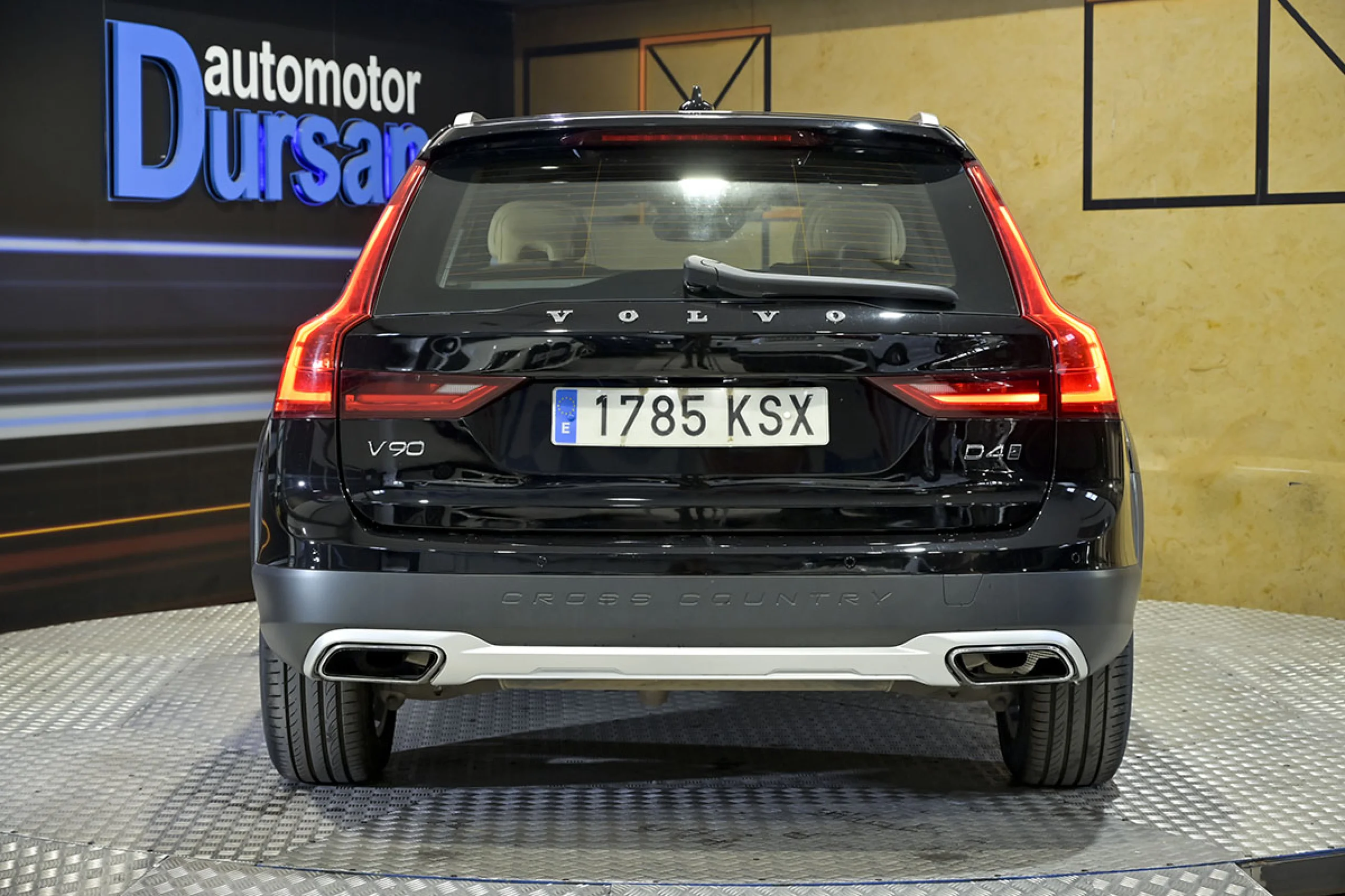 Volvo V90 Cross Country 2.0 D4 AWD Auto - Foto 11