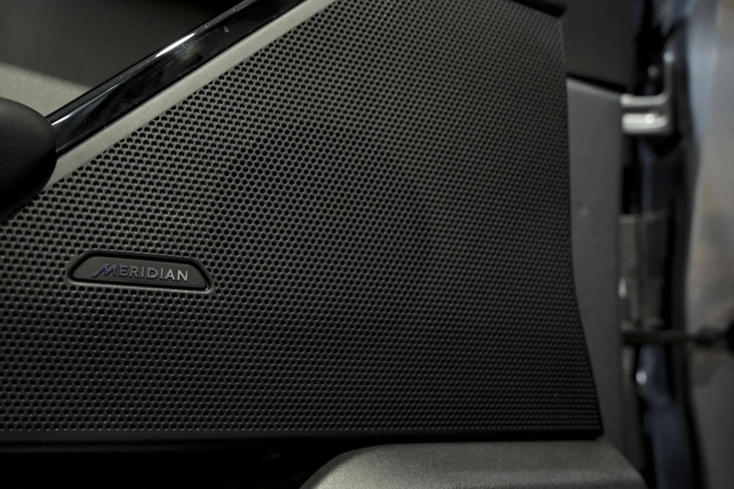 Land Rover Range Rover Velar 2.0D I4 150kW 204CV S 4WD Auto - Foto 24