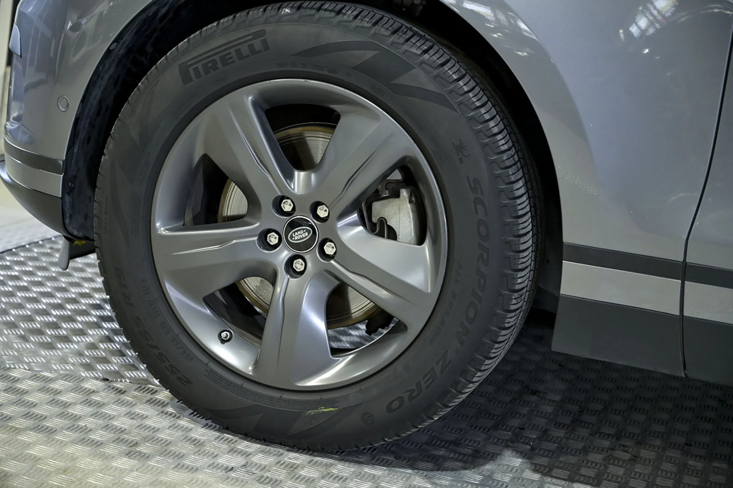 Land Rover Range Rover Velar 2.0D I4 150kW 204CV S 4WD Auto - Foto 14