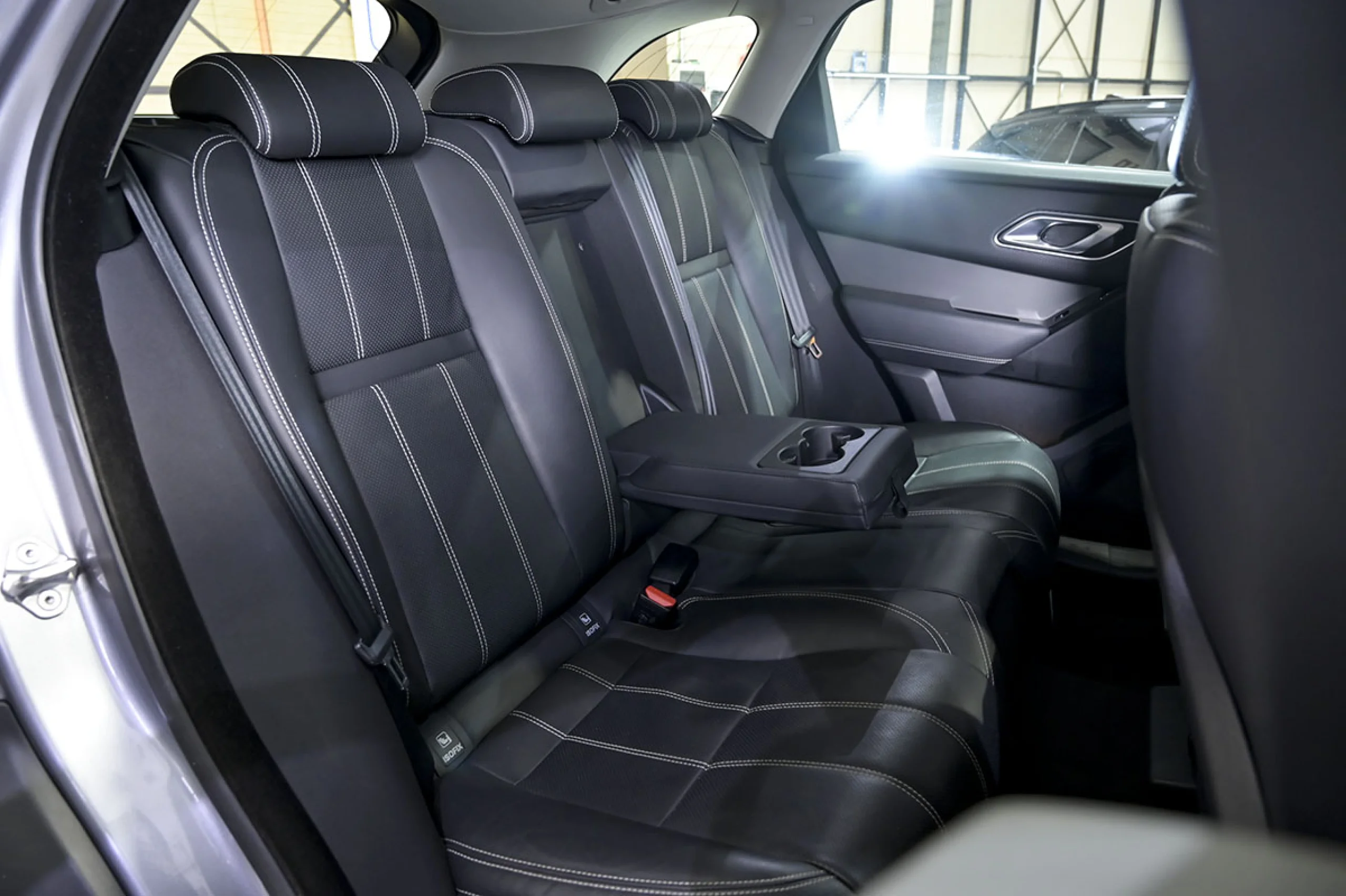 Land Rover Range Rover Velar 2.0D I4 150kW 204CV S 4WD Auto - Foto 18