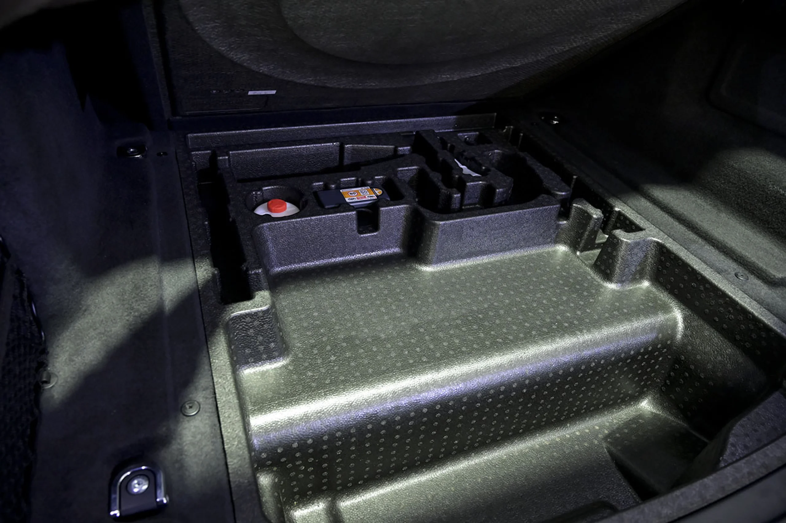 Land Rover Range Rover Velar 2.0D I4 150kW 204CV S 4WD Auto - Foto 43