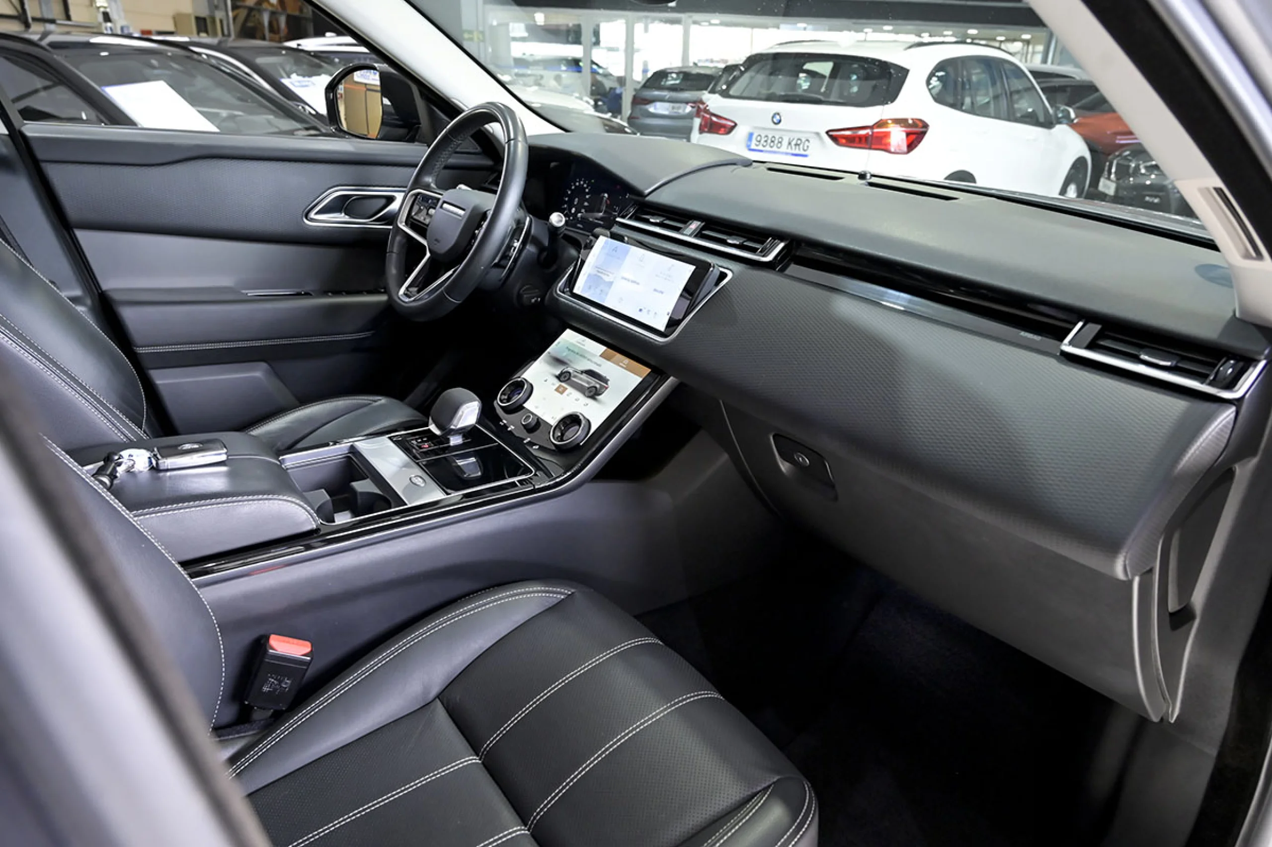 Land Rover Range Rover Velar 2.0D I4 150kW 204CV S 4WD Auto - Foto 44