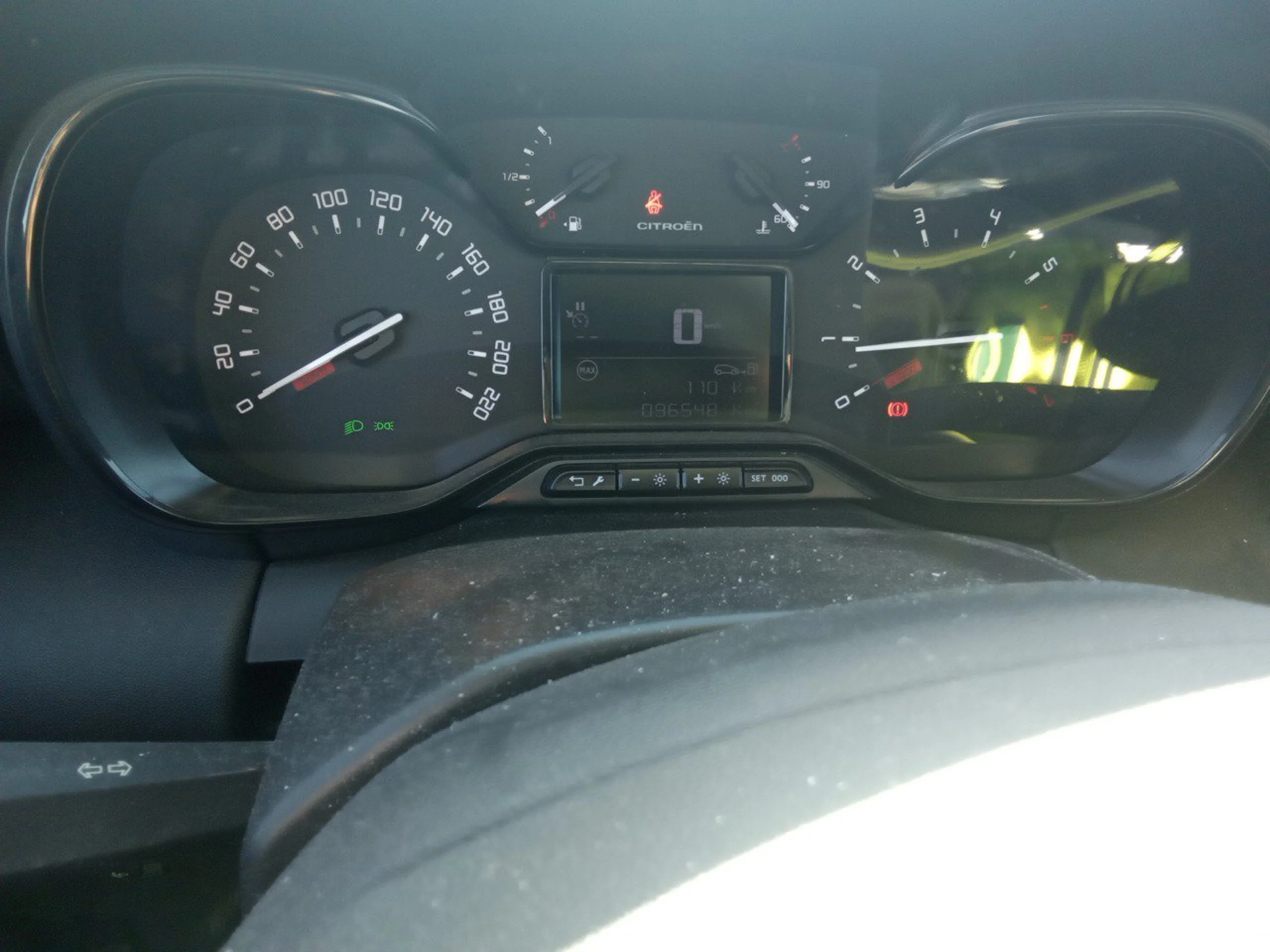 Citroen C3 Aircross BlueHDi 81kW (110CV) S&amp;S Live Pack - Foto 8