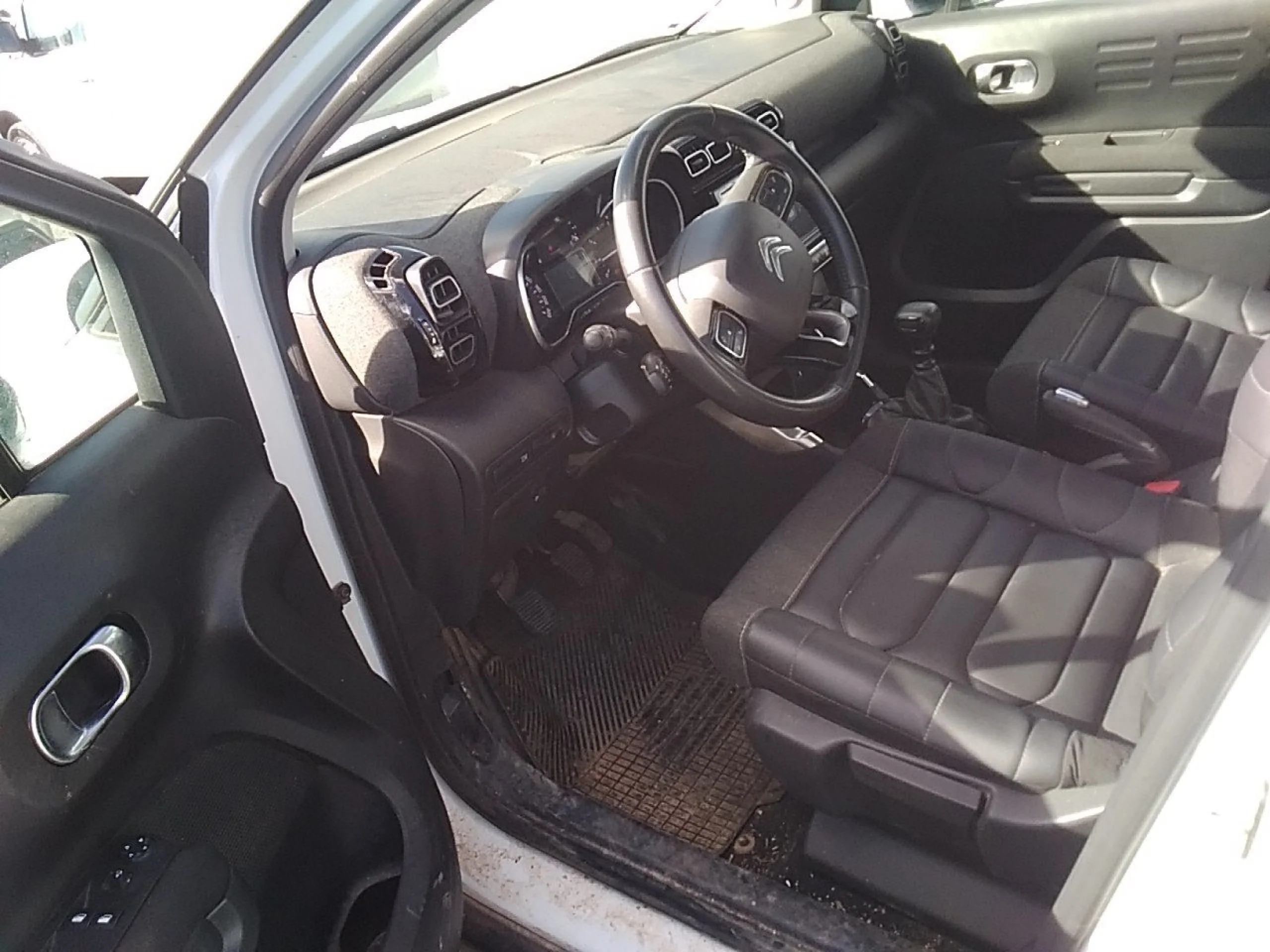 Citroen C3 Aircross BlueHDi 81kW (110CV) S&amp;S Shine - Foto 7