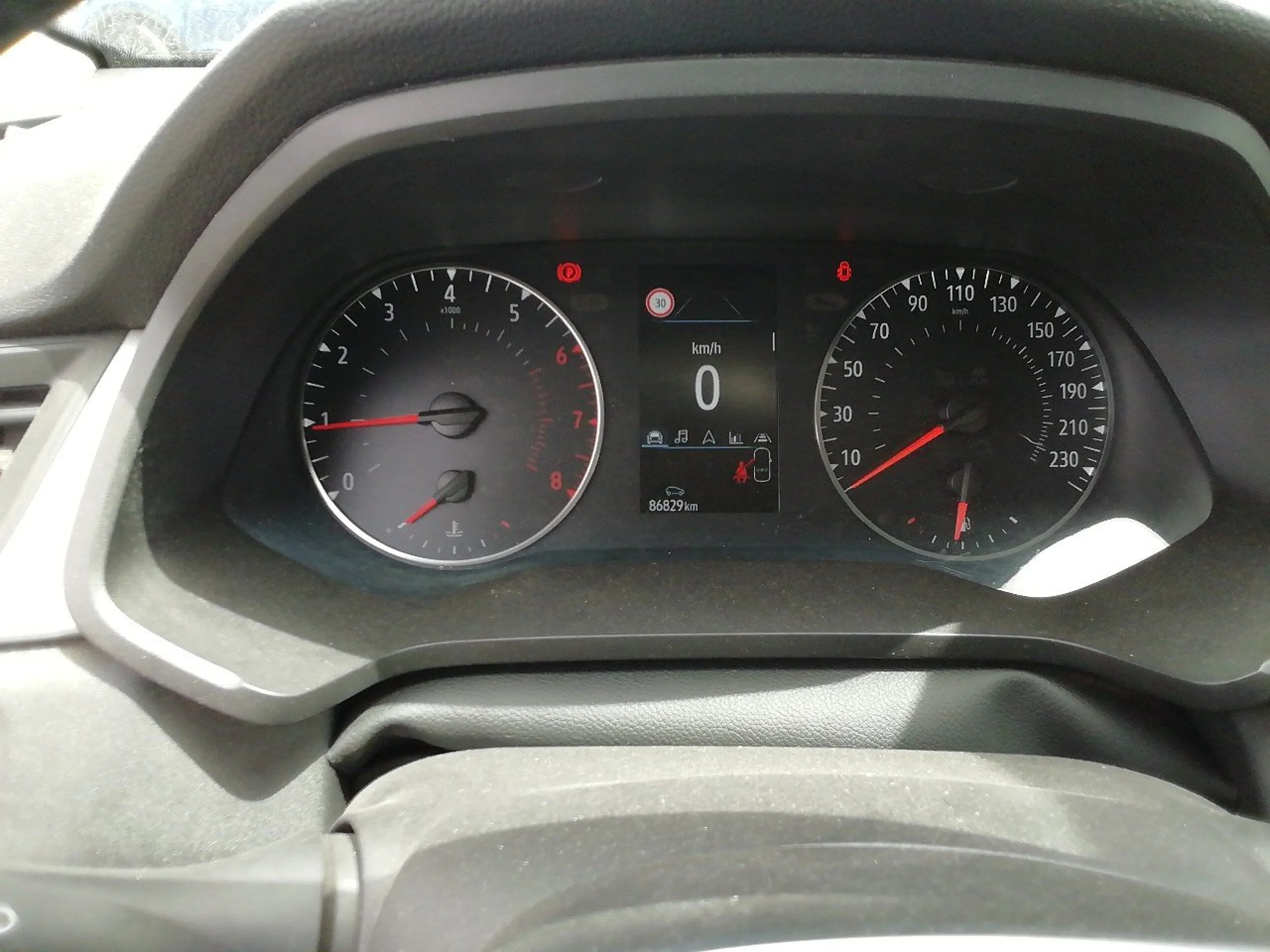 Renault Captur Intens TCe 74kW (100CV) GLP - Foto 8