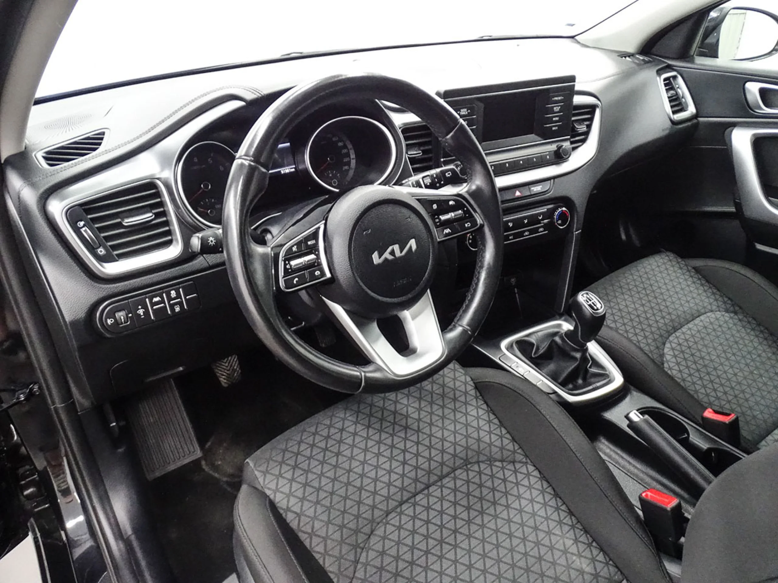 Kia Ceed cee d 1.0 TGDi 88kW 120CV Concept - Foto 6