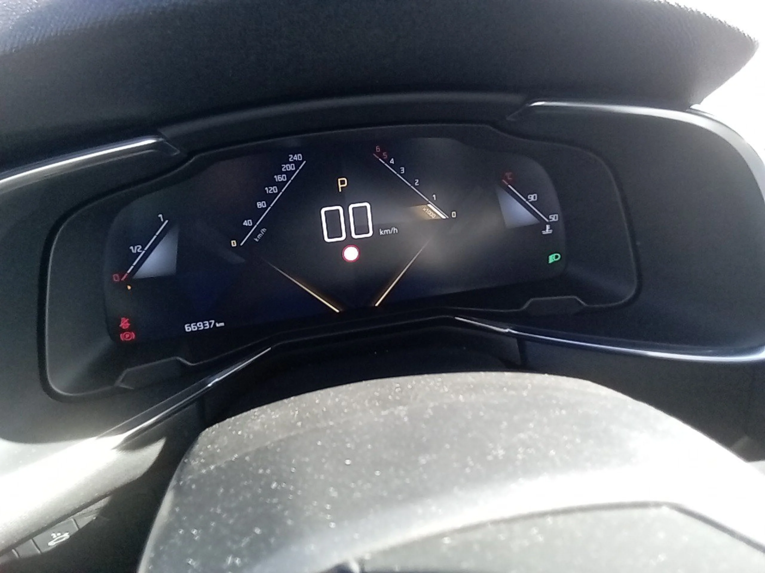 DS DS3 DS 7 CROSSBACK BlueHDi DE 96kW (130CV) AT Bastille + - Foto 8