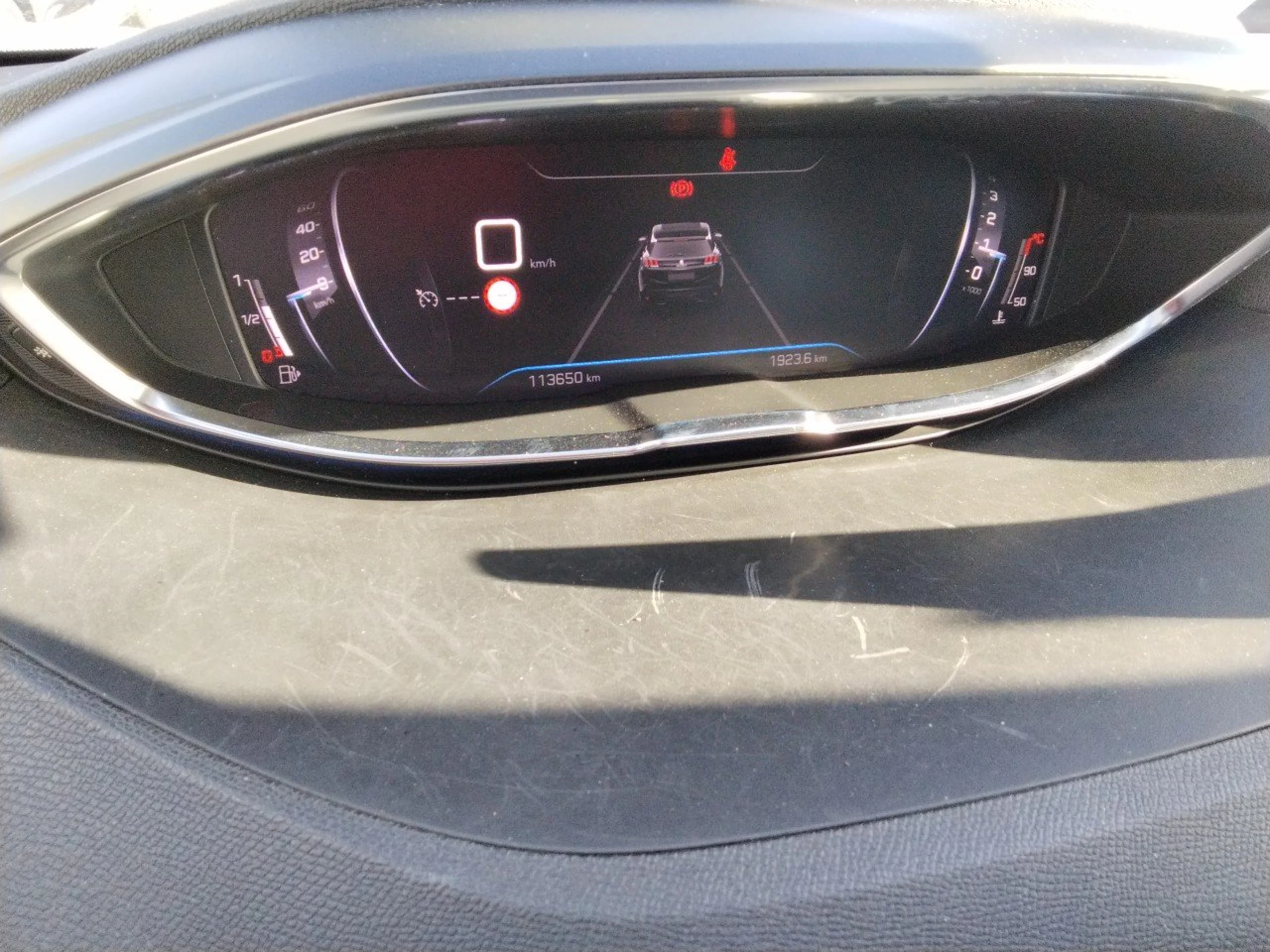 Peugeot 3008 1.5 BlueHDi 96kW (130CV) S&amp;S Active Pack - Foto 8